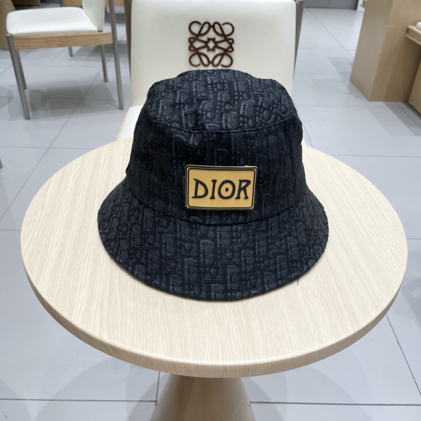  Dior(迪奥)新款原单渔夫帽， 精致純也格调很有感觉，很酷很时尚，专柜断货热门，质量超赞