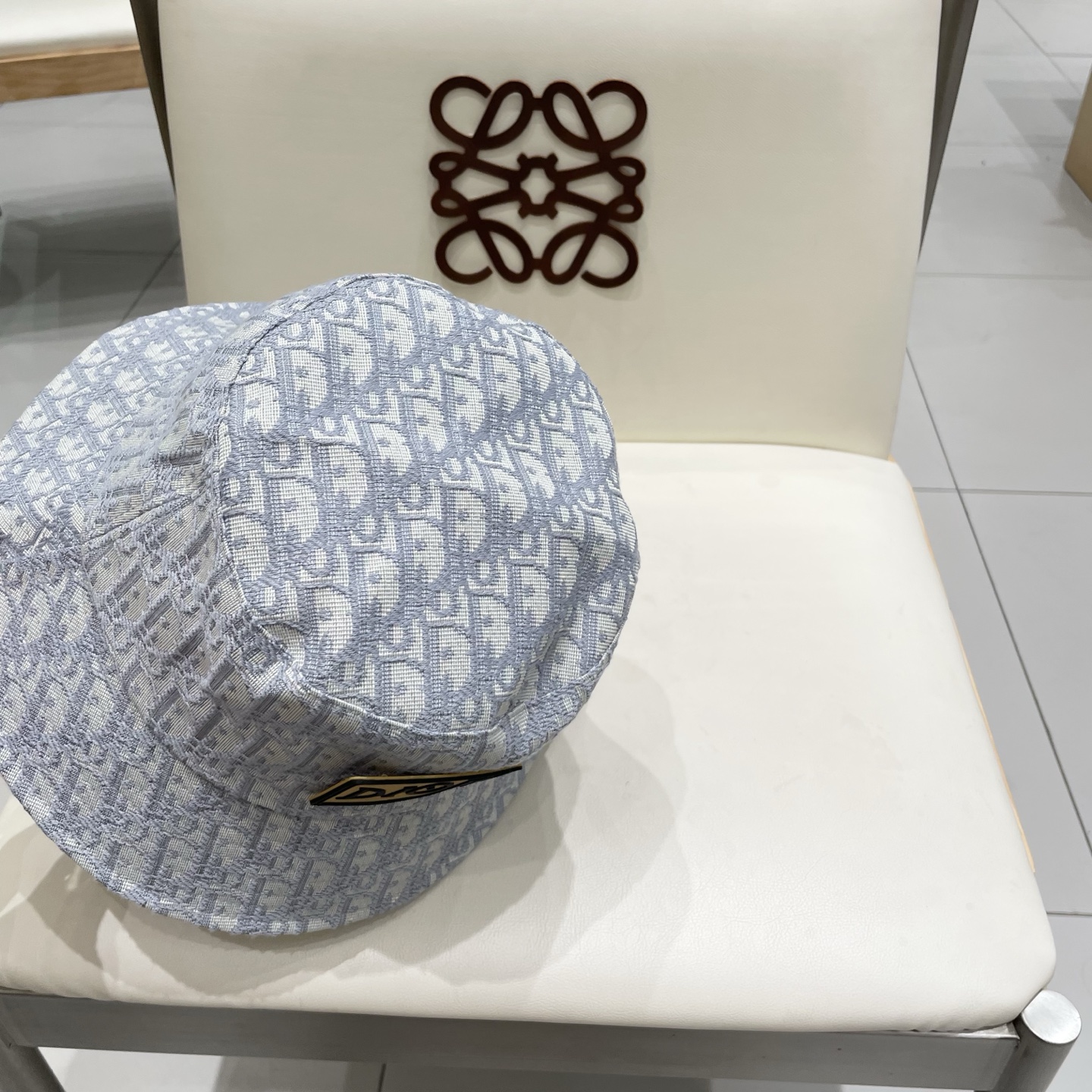  Dior(迪奥)新款原单渔夫帽， 精致純也格调很有感觉，很酷很时尚，专柜断货热门，质量超赞