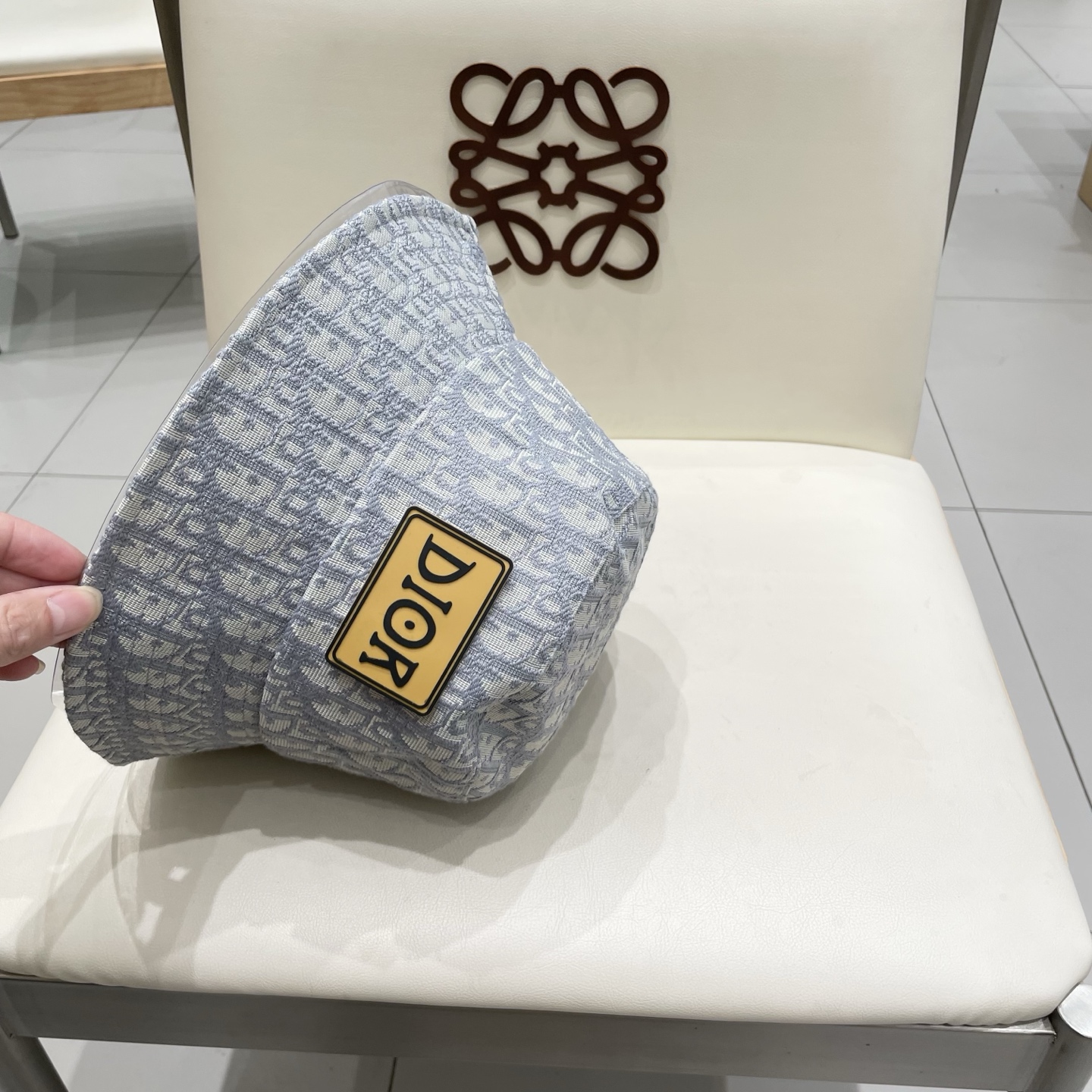  Dior(迪奥)新款原单渔夫帽， 精致純也格调很有感觉，很酷很时尚，专柜断货热门，质量超赞