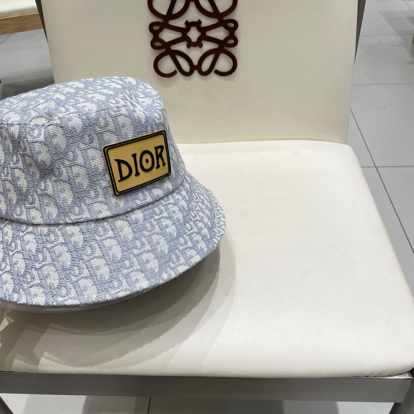  Dior(迪奥)新款原单渔夫帽， 精致純也格调很有感觉，很酷很时尚，专柜断货热门，质量超赞