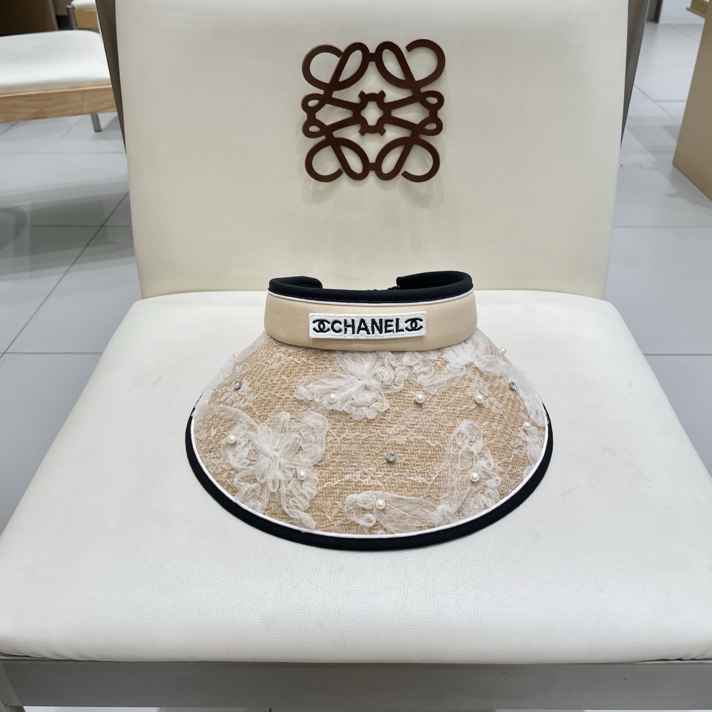 NO:228732,Chanel Chanel empty top sun hat, headband sun hat, head circumference 57cm hat, straw hat, fisherman hat, baseball hat, hat, chanel, chanel, espadrilles, hats19860909Chanel香奈儿空顶遮阳帽,发箍遮阳帽,头围57cm帽子草帽渔夫帽棒球帽,帽子,chanel,chanel,espadrilles,hats,hat