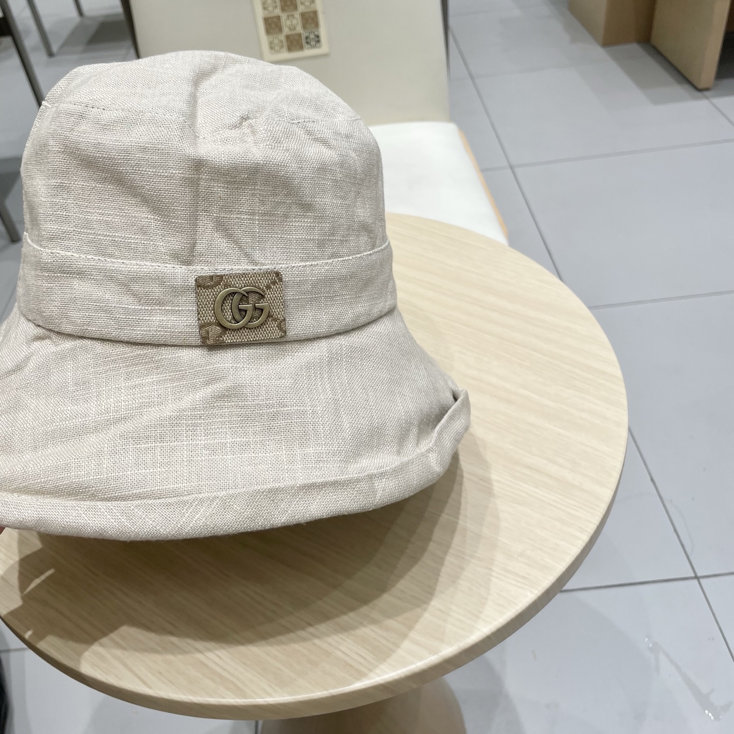  GUCCI古奇 2025专柜新款简约渔夫帽，很潮！休闲运动款，经典制作，超级好搭衣服！