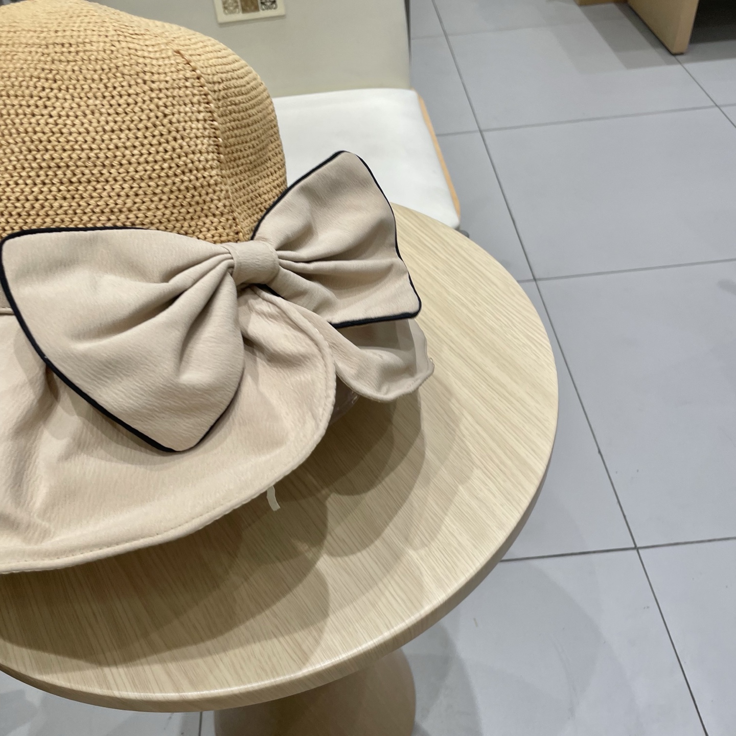 缪缪miumiu夏季蝴蝶结防紫外线渔夫帽子女款2025新款户外遮阳帽大檐盆帽