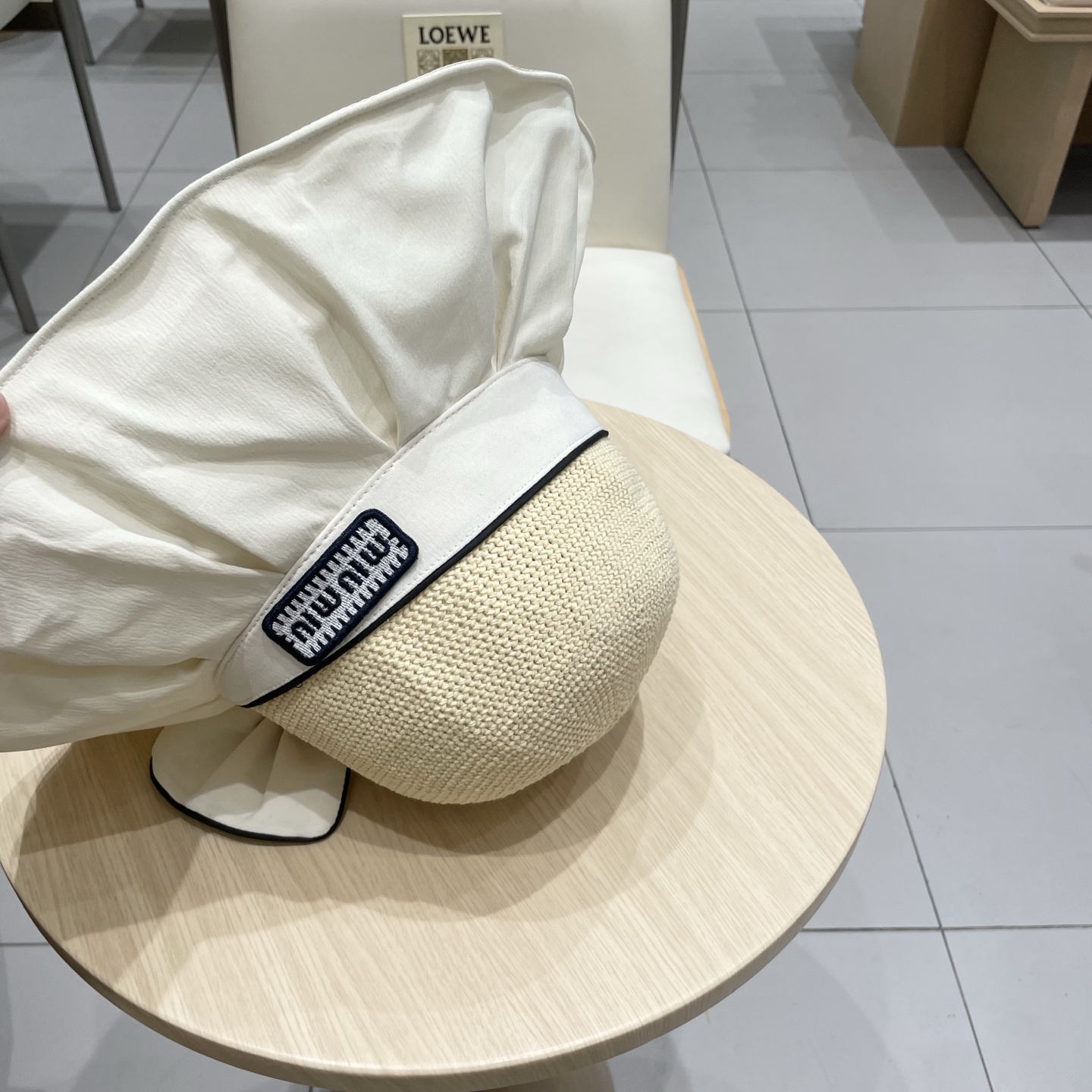 缪缪miumiu夏季蝴蝶结防紫外线渔夫帽子女款2025新款户外遮阳帽大檐盆帽