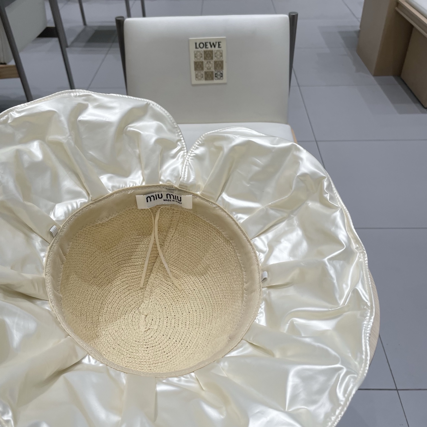 缪缪miumiu夏季蝴蝶结防紫外线渔夫帽子女款2025新款户外遮阳帽大檐盆帽