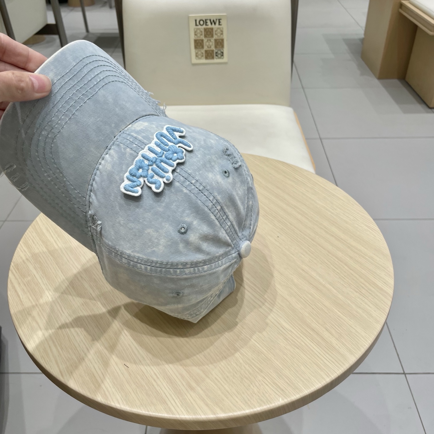 🧢路易威登棒球帽 LouisVuitton😍新款LV棒球帽，重工打造♥️高端大气，百搭款🤗男女通用！跑量