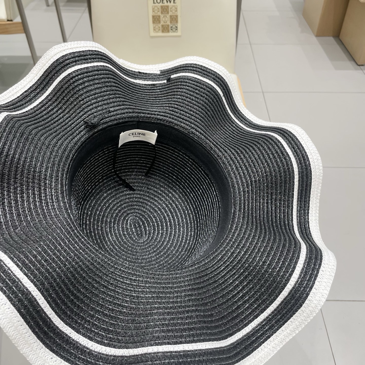  塞琳celien新款草帽，礼帽，头围57cm