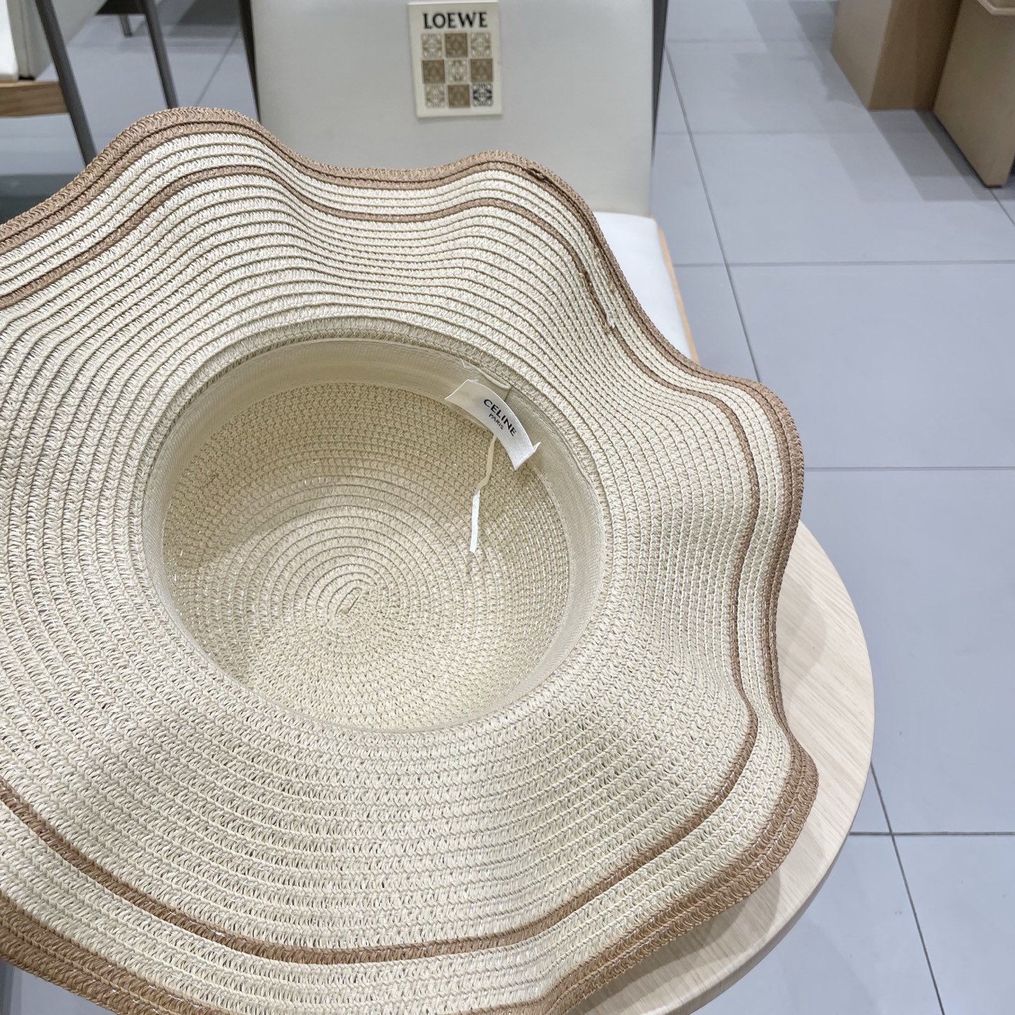  塞琳celien新款草帽，礼帽，头围57cm