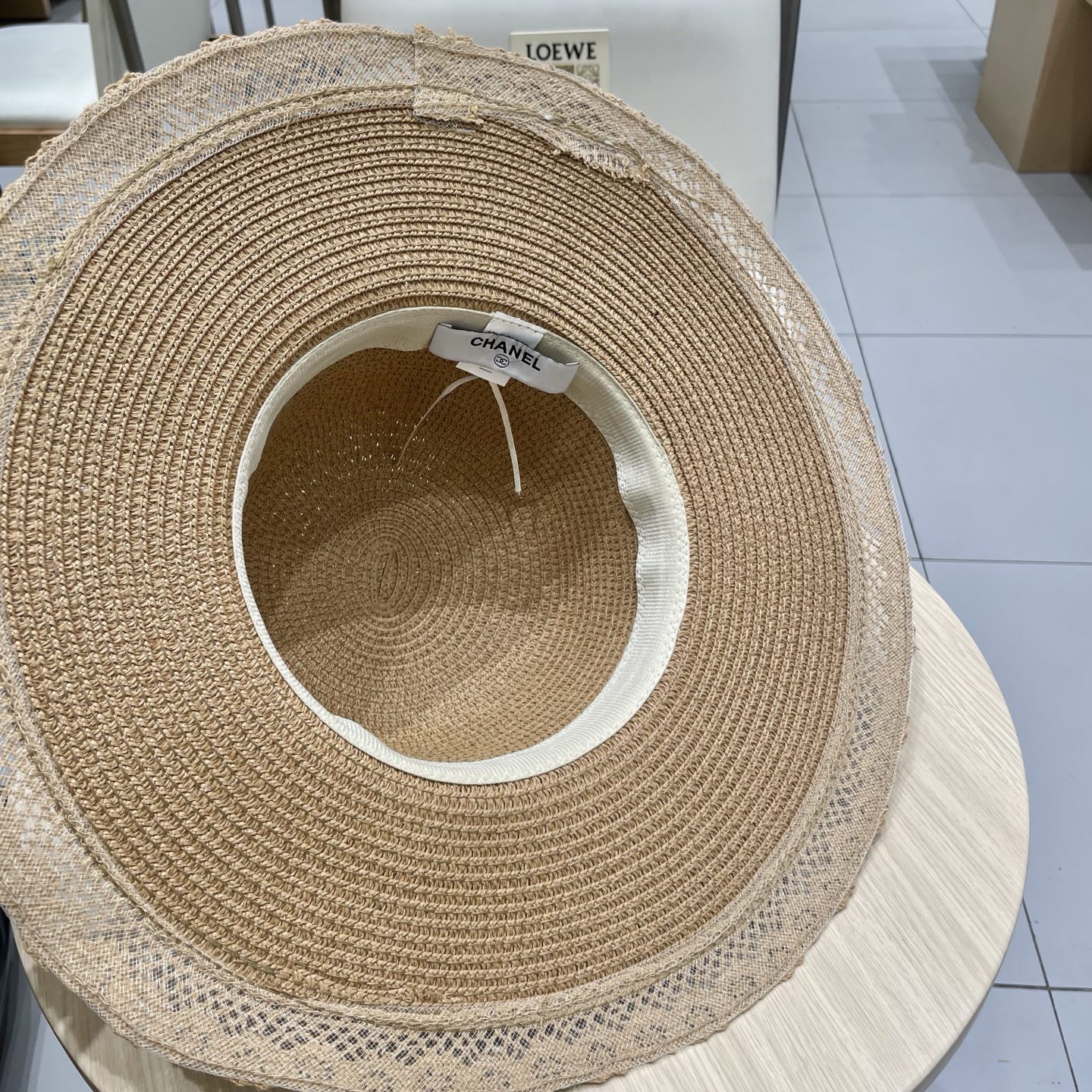 巴黎世家镂空圆顶礼帽，遮阳草帽，头围57cm