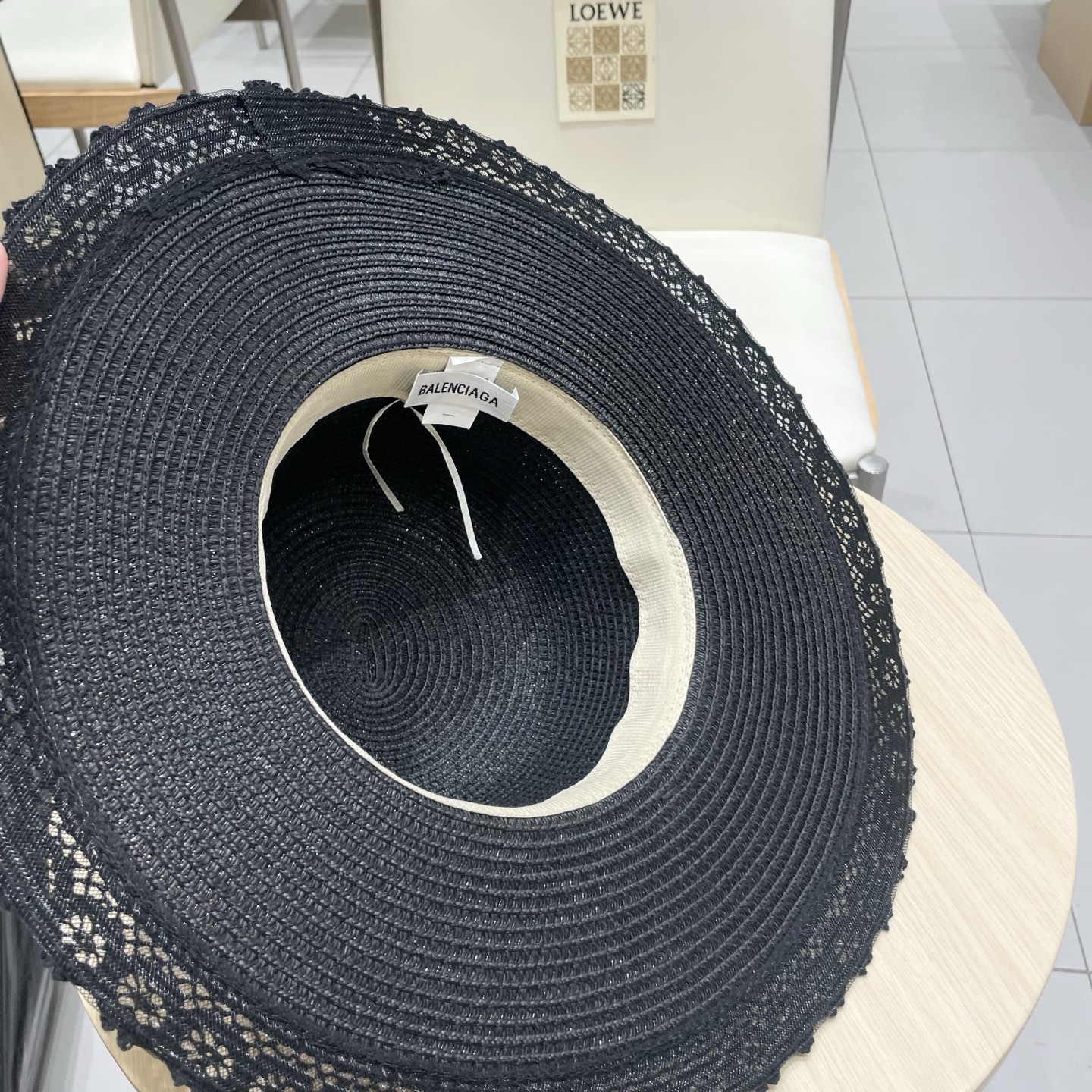 巴黎世家镂空圆顶礼帽，遮阳草帽，头围57cm