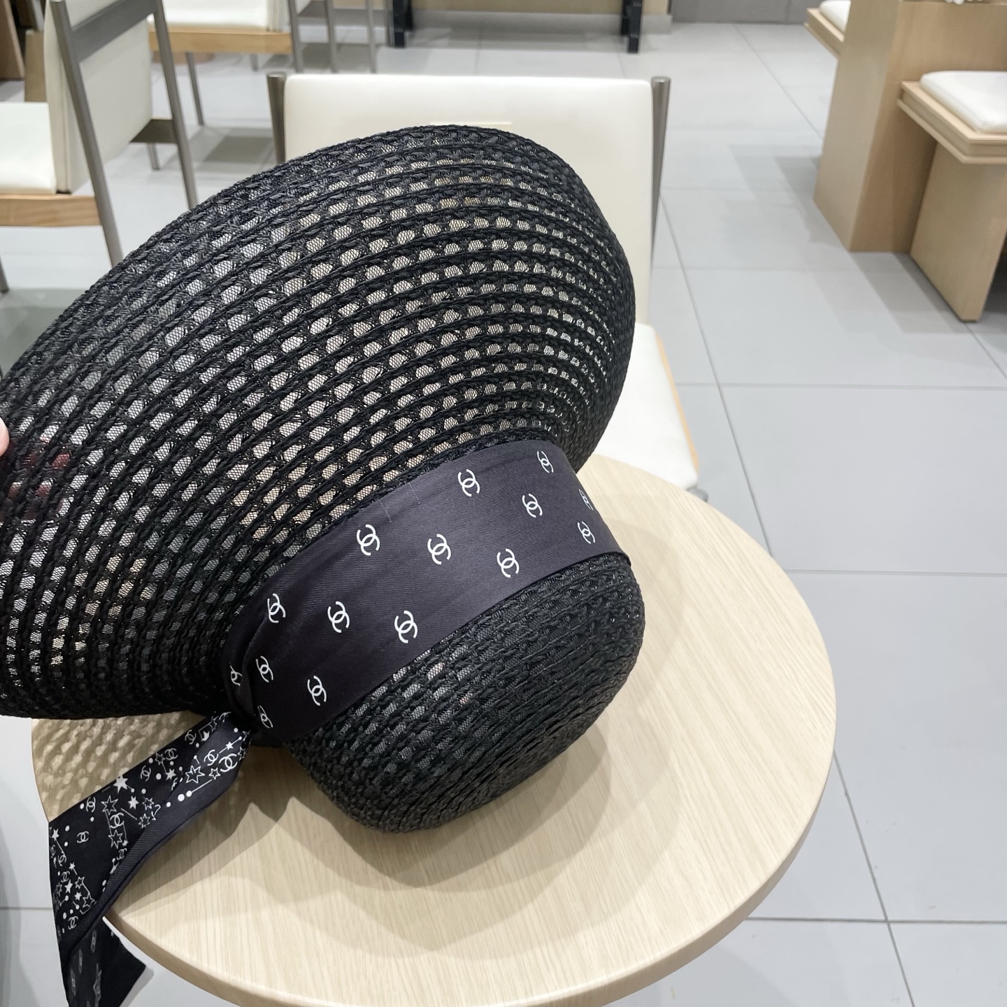  【CHANEL香奈儿】2025新款小香风丝带度假风盆帽草帽，出街旅行单品