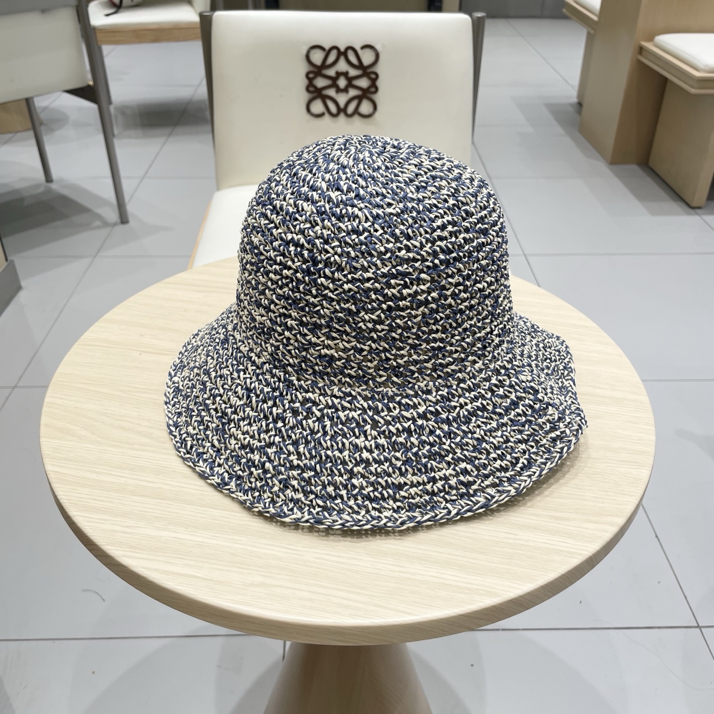  Prada普拉达法式复古混色可折叠草帽女夏季海边沙滩H帽草编渔夫帽大檐遮阳帽