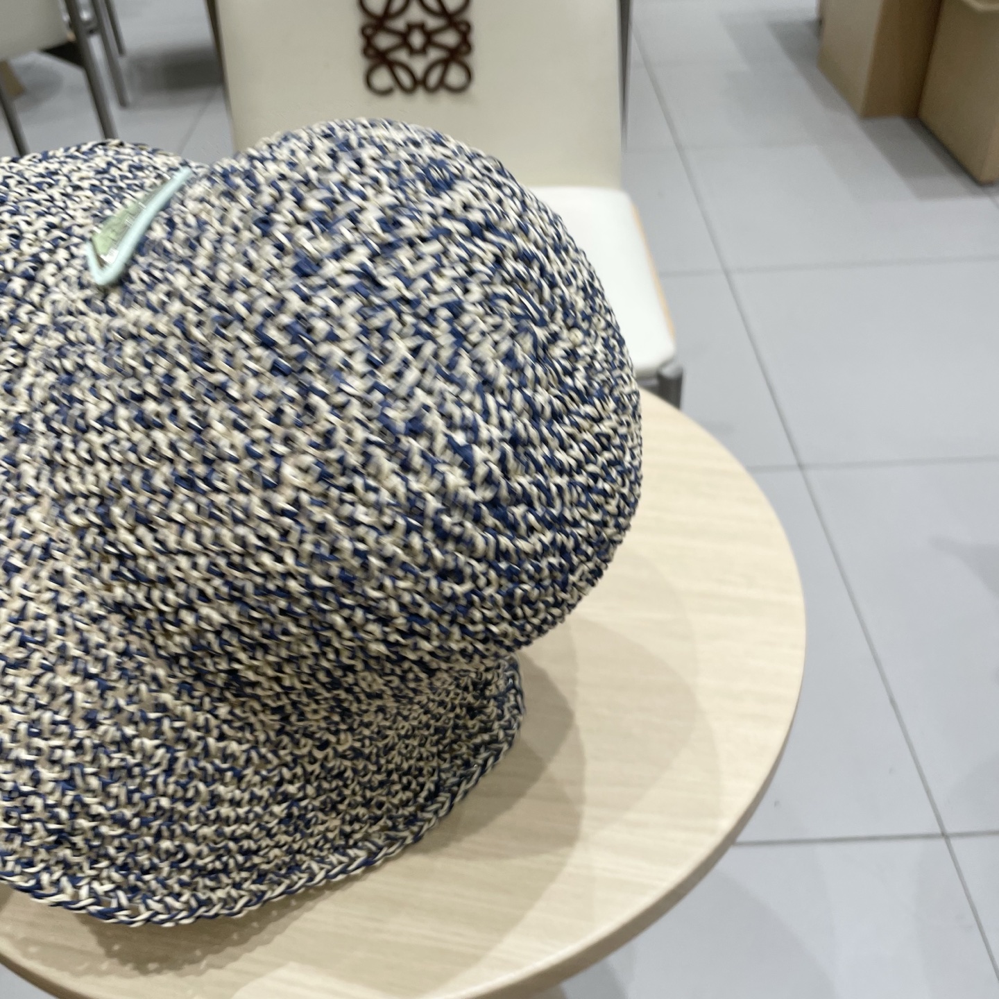  Prada普拉达法式复古混色可折叠草帽女夏季海边沙滩H帽草编渔夫帽大檐遮阳帽