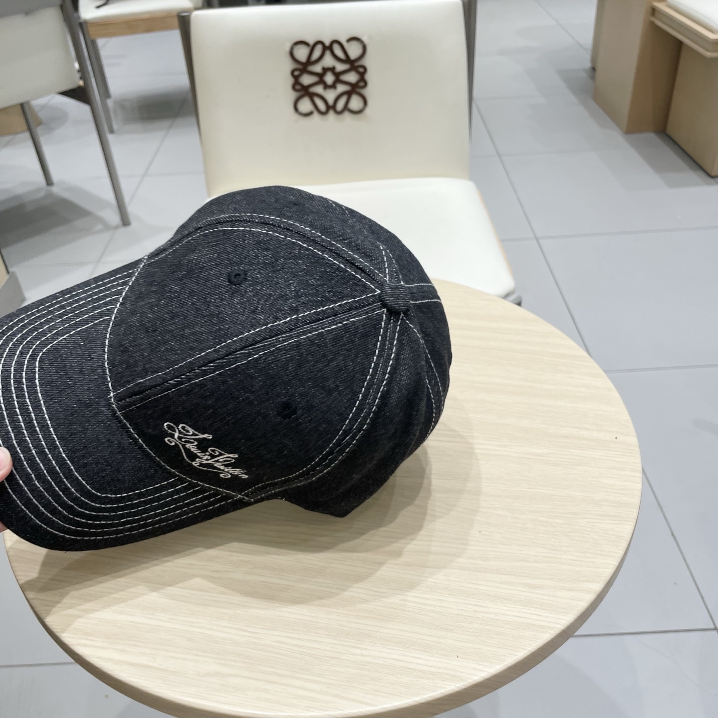  🧢LV路易威登🧢 官网高版出货，经典刺绣棒球帽，四季可用，出门必备，非常显脸小