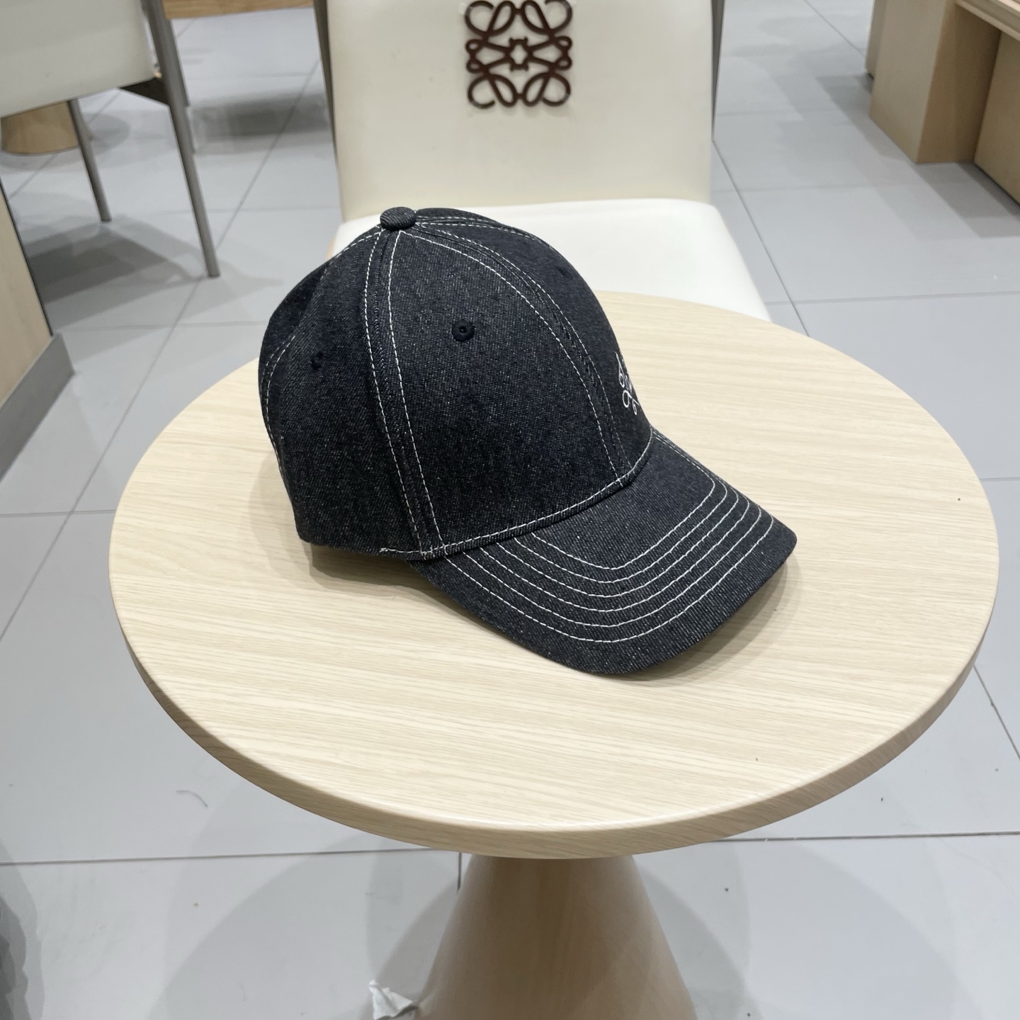  🧢LV路易威登🧢 官网高版出货，经典刺绣棒球帽，四季可用，出门必备，非常显脸小