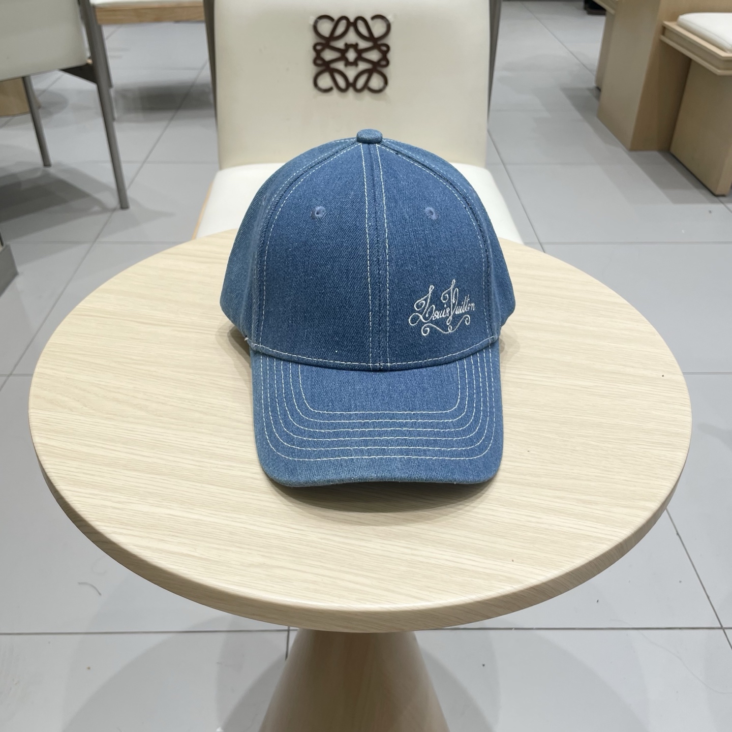 NO:347822,LV Louis Vuitton official website high-end shipping, classic embroidered baseball cap, available in all seasons, must-have when going out, very showy little hat, straw hat, fisherman hat, baseball cap, hat, louis vuitton, louis vuitton, espadrilles, hatsLV路易威登 官网高版出货,经典刺绣棒球帽,四季可用,出门必备,非常显脸小帽子草帽渔夫帽棒球帽,帽子,louis vuitton,louis vuitton,espadrilles,hats,hat