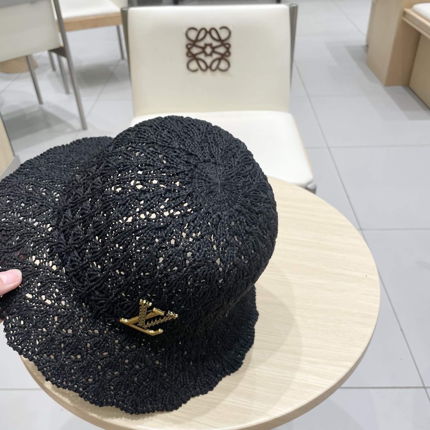  Lv路易威登韩国镂空薄款透气圆顶盆帽女编织渔夫帽春夏纯色系水桶帽宽檐遮阳