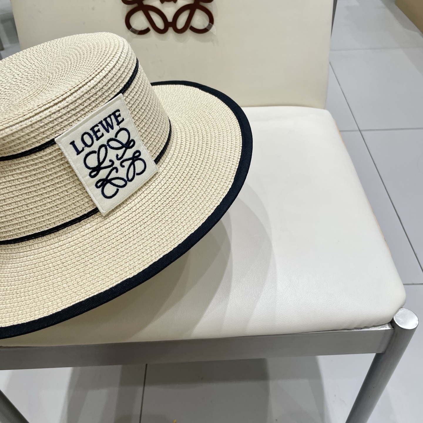  LOEWE罗意威大檐帽，太阳大草帽，细草制作，官方款开模，非市场普通版本,头围57cm