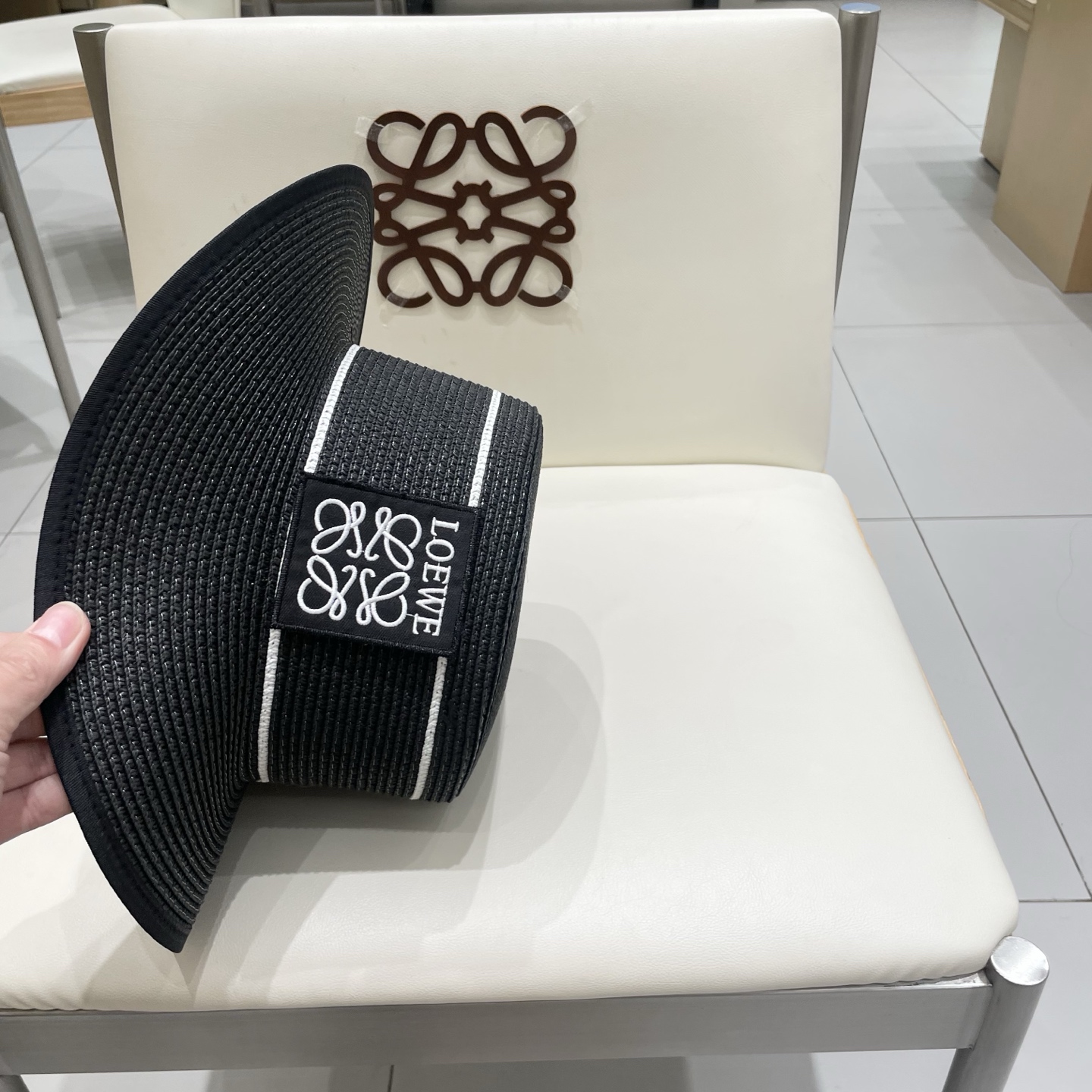  LOEWE罗意威大檐帽，太阳大草帽，细草制作，官方款开模，非市场普通版本,头围57cm