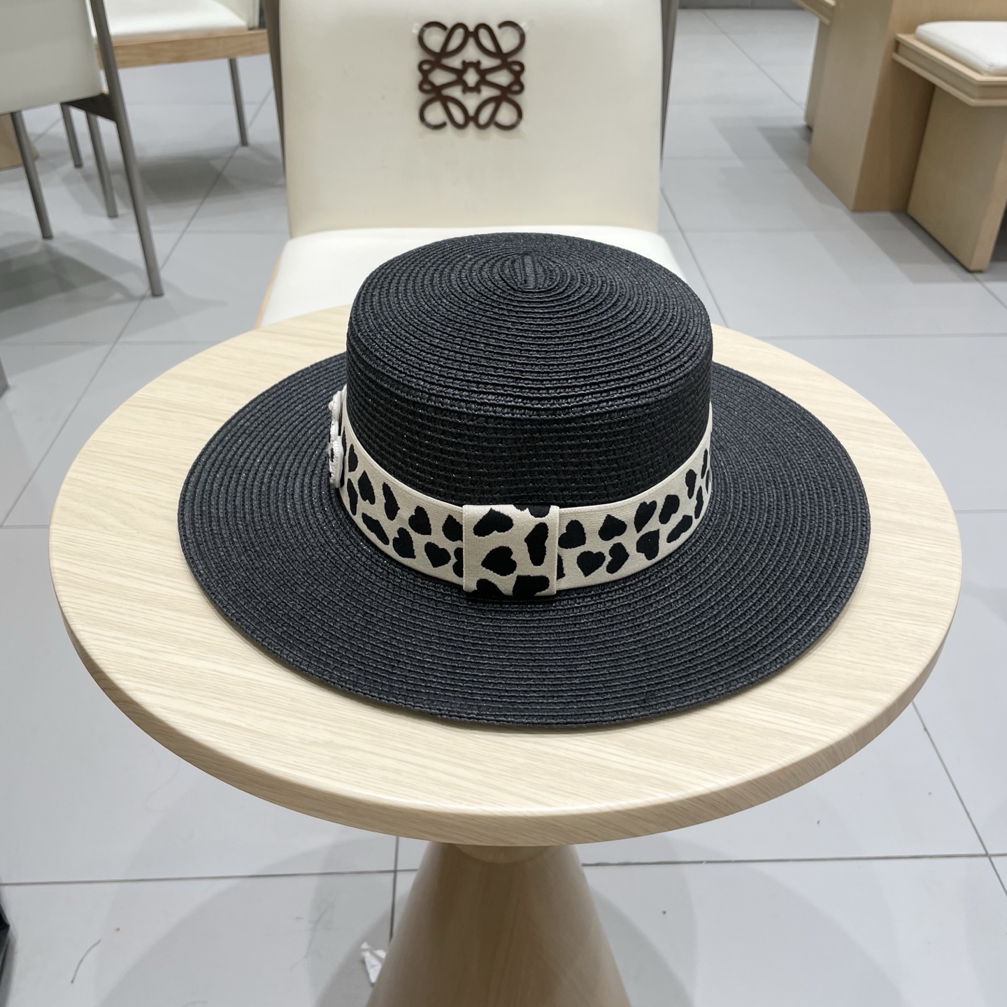 miumiu缪缪拉菲草帽，平顶礼帽，头围57cm