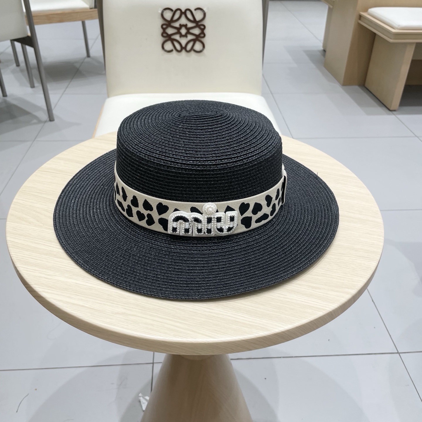 miumiu缪缪拉菲草帽，平顶礼帽，头围57cm