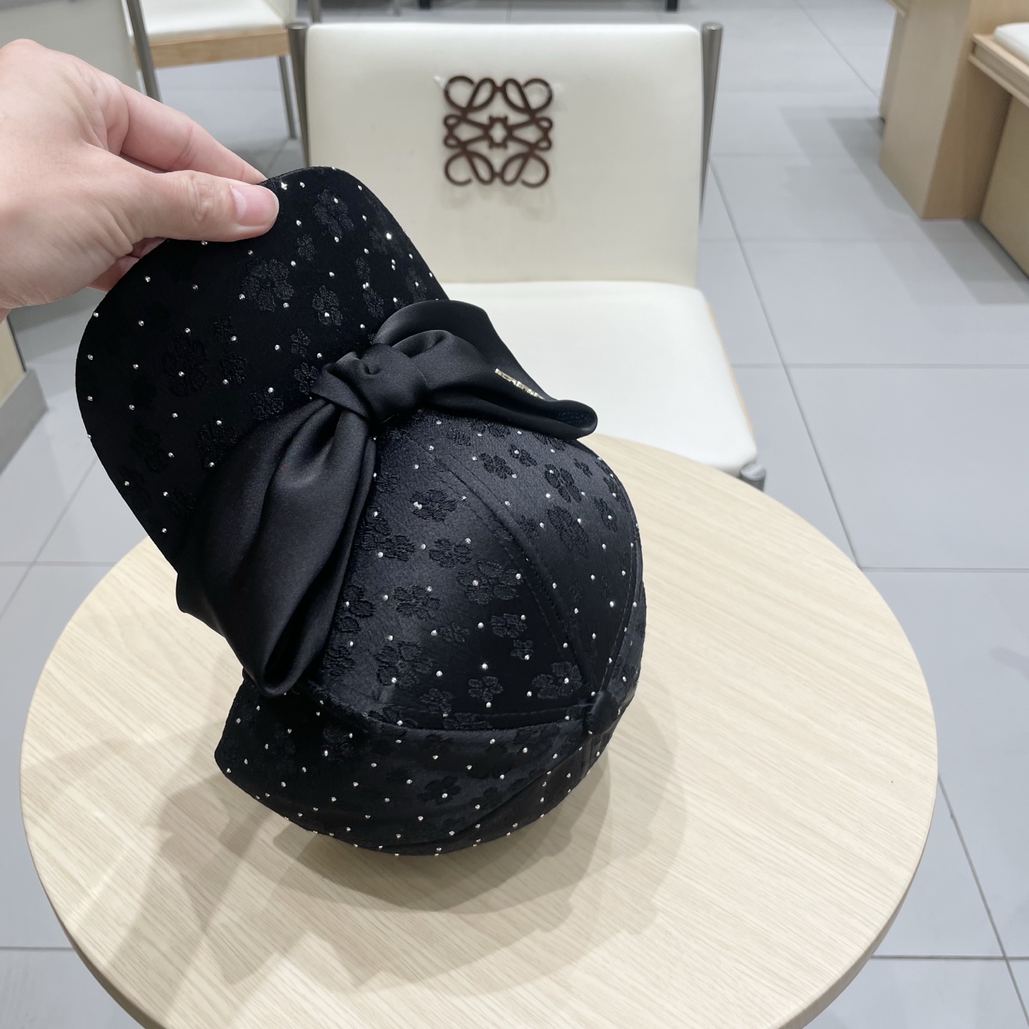  DIOR迪奥蝴蝶结鸭舌帽子女硬顶甜美可爱气质水钻棒球帽百搭显脸小防晒遮阳