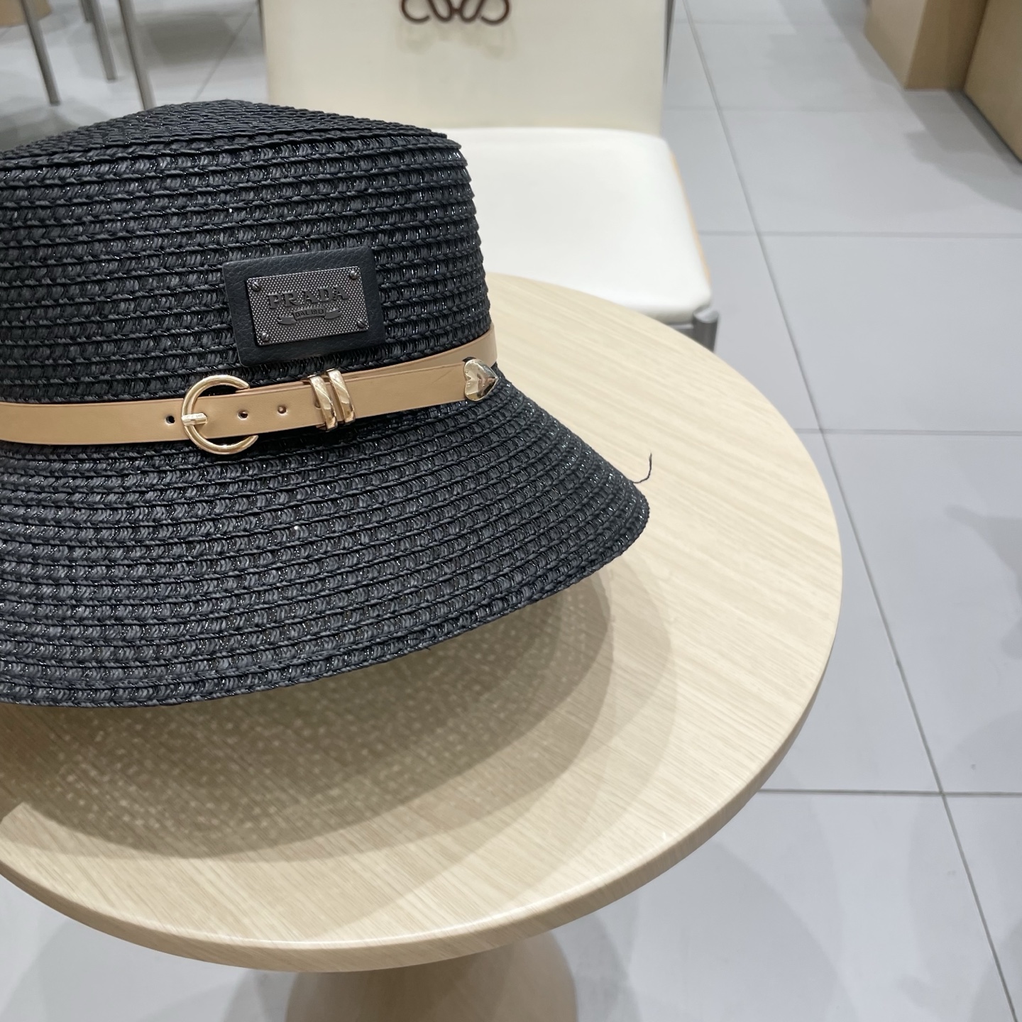  Prada普拉达水桶草帽，镂空礼帽，头围57cm