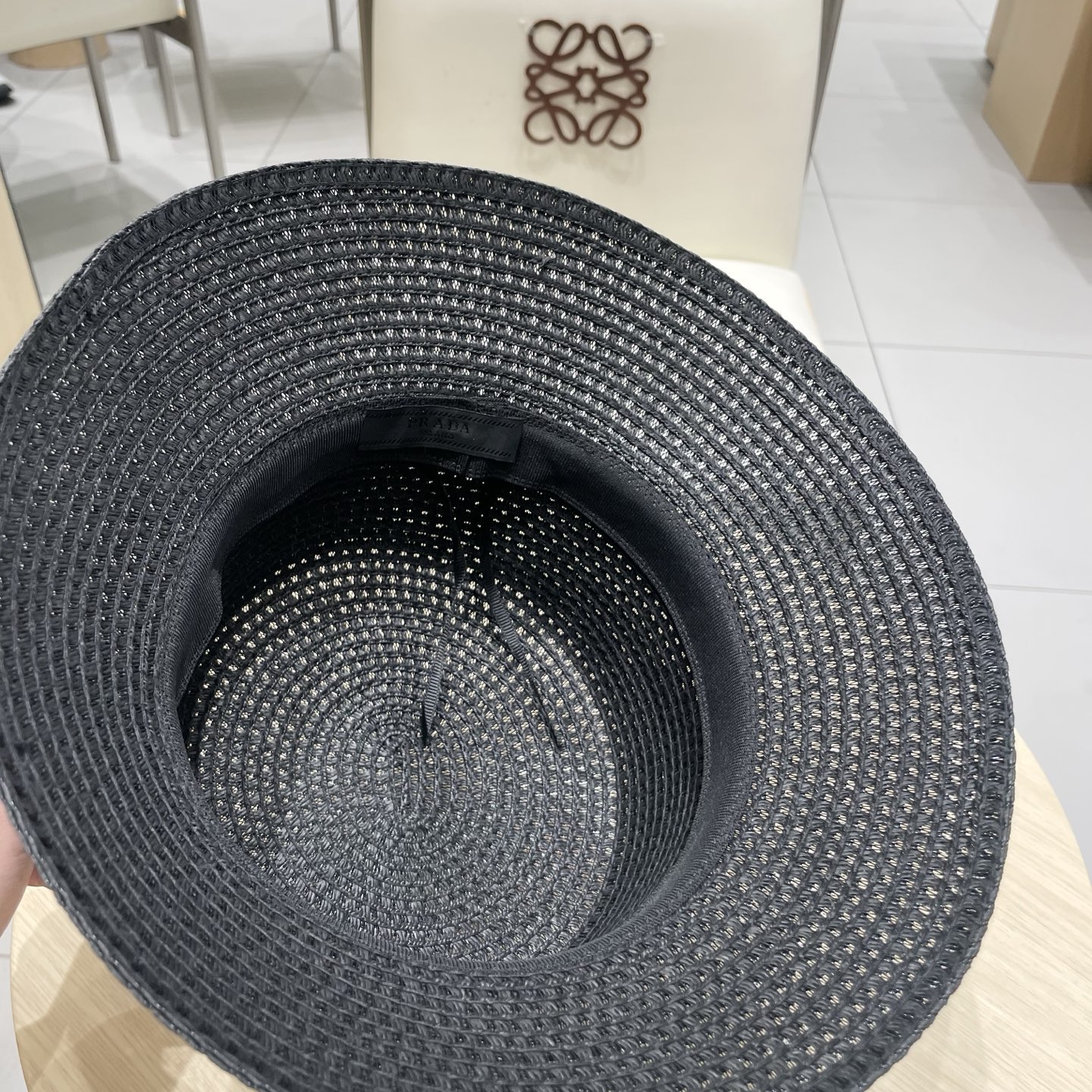  Prada普拉达水桶草帽，镂空礼帽，头围57cm