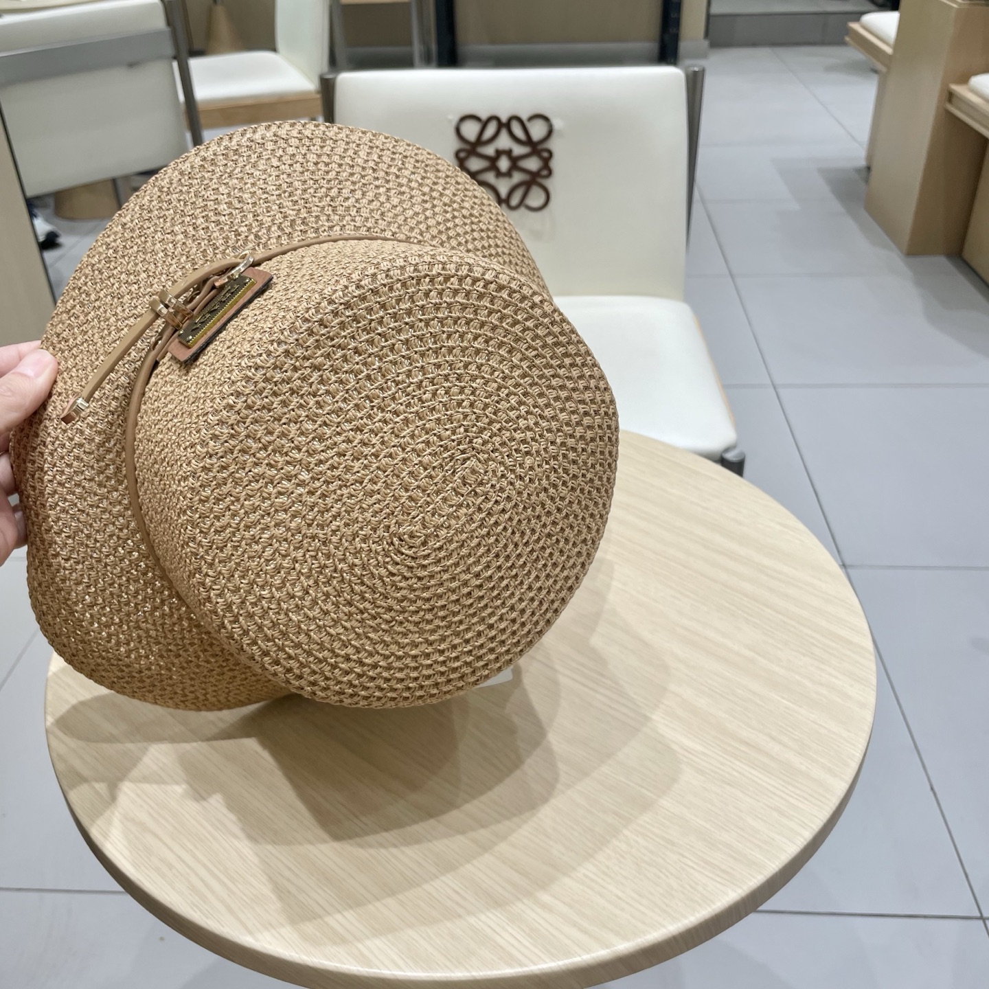  Prada普拉达水桶草帽，镂空礼帽，头围57cm