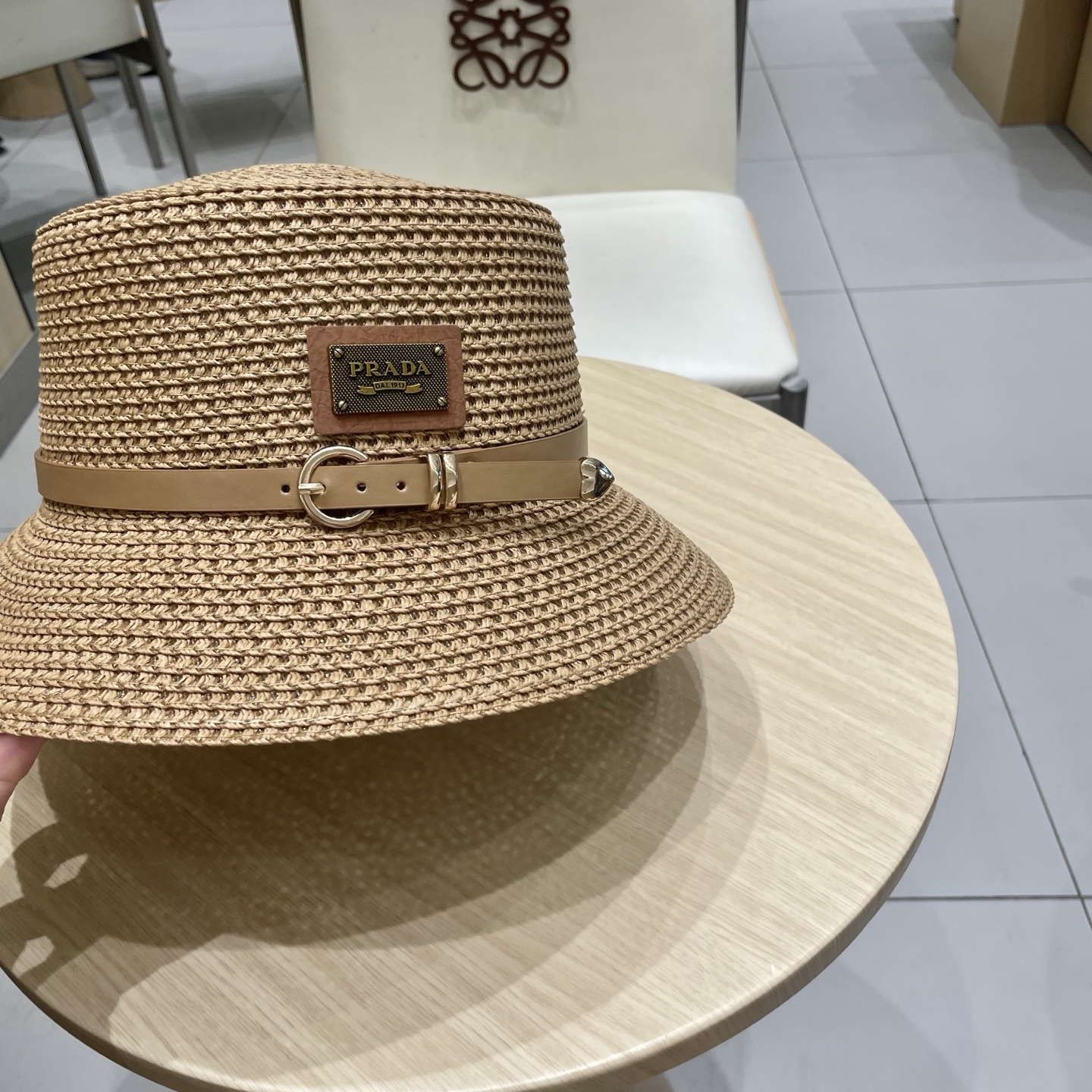  Prada普拉达水桶草帽，镂空礼帽，头围57cm