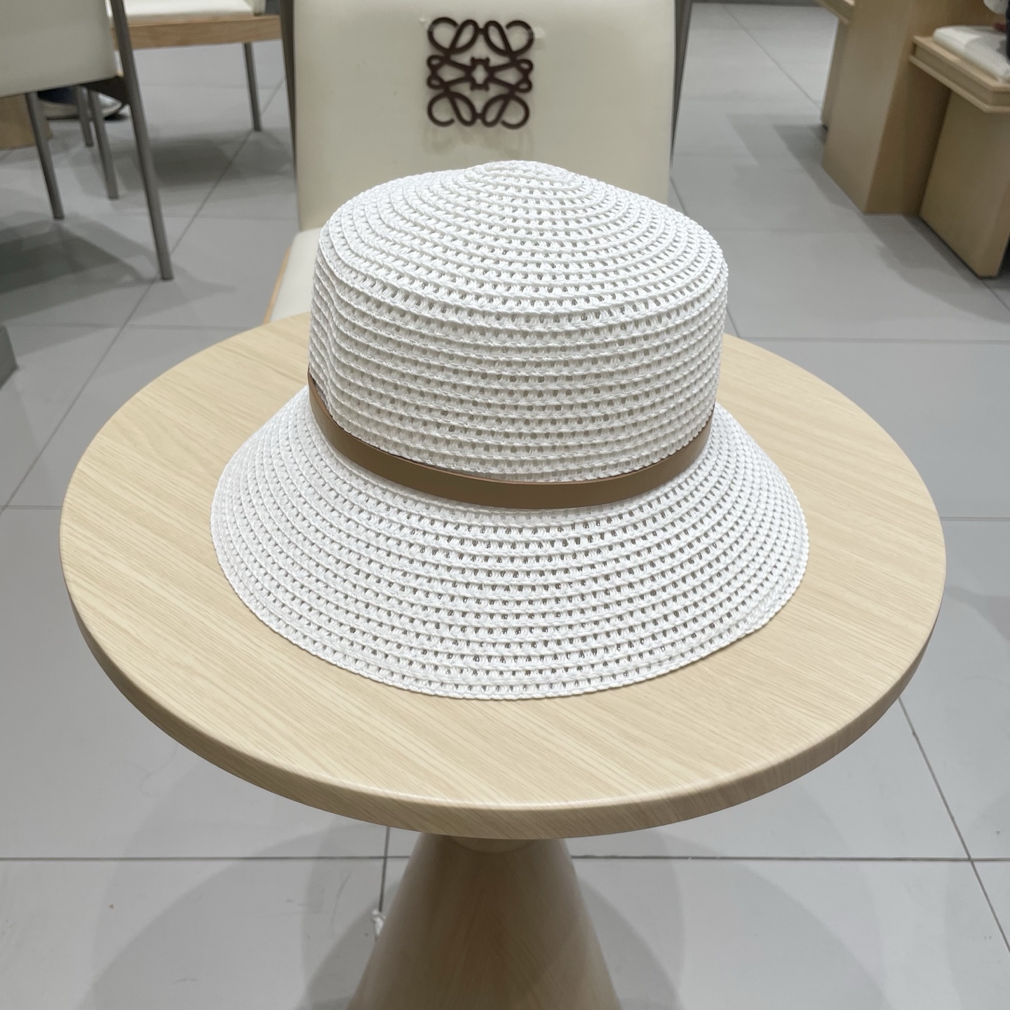  Prada普拉达水桶草帽，镂空礼帽，头围57cm