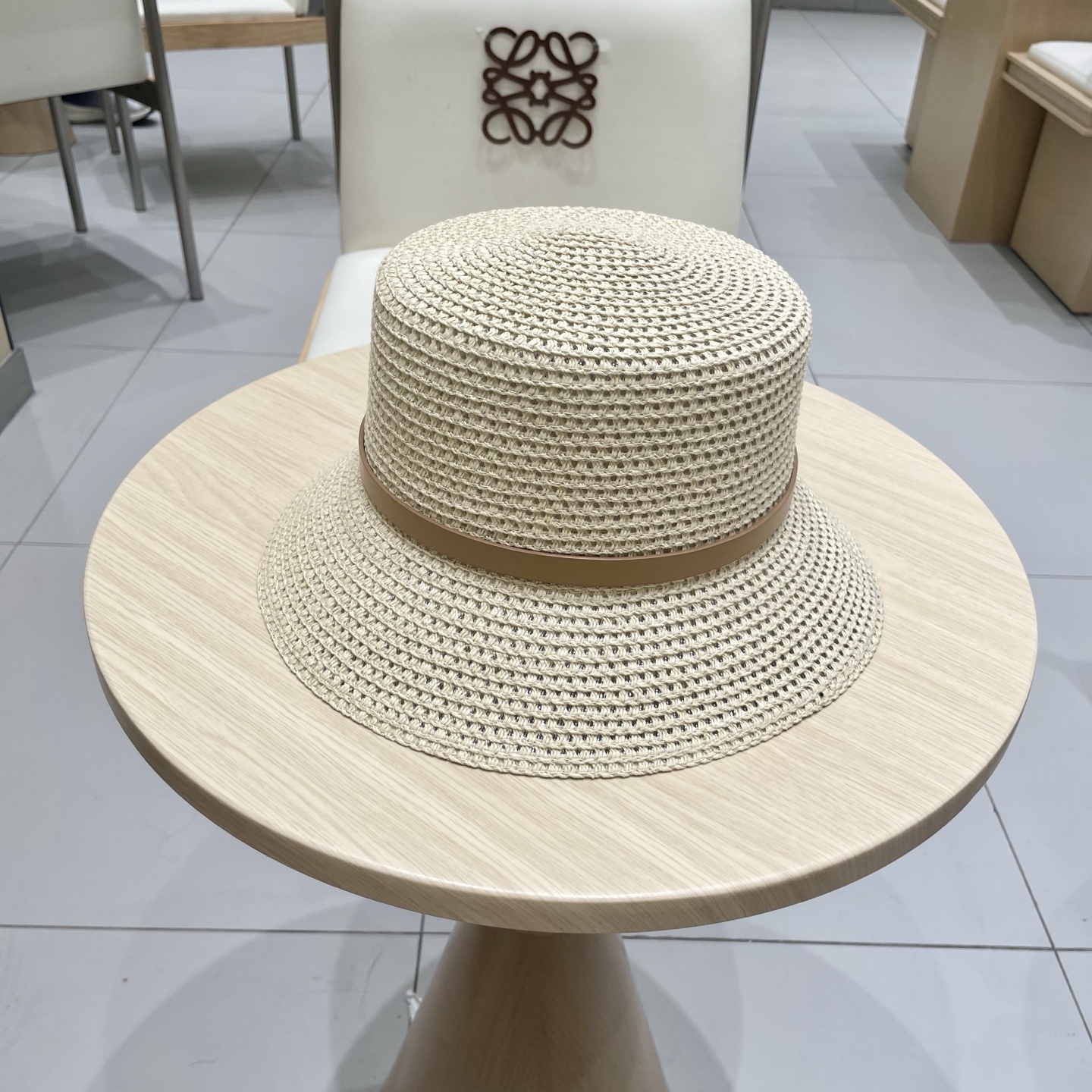 Prada普拉达水桶草帽，镂空礼帽，头围57cm
