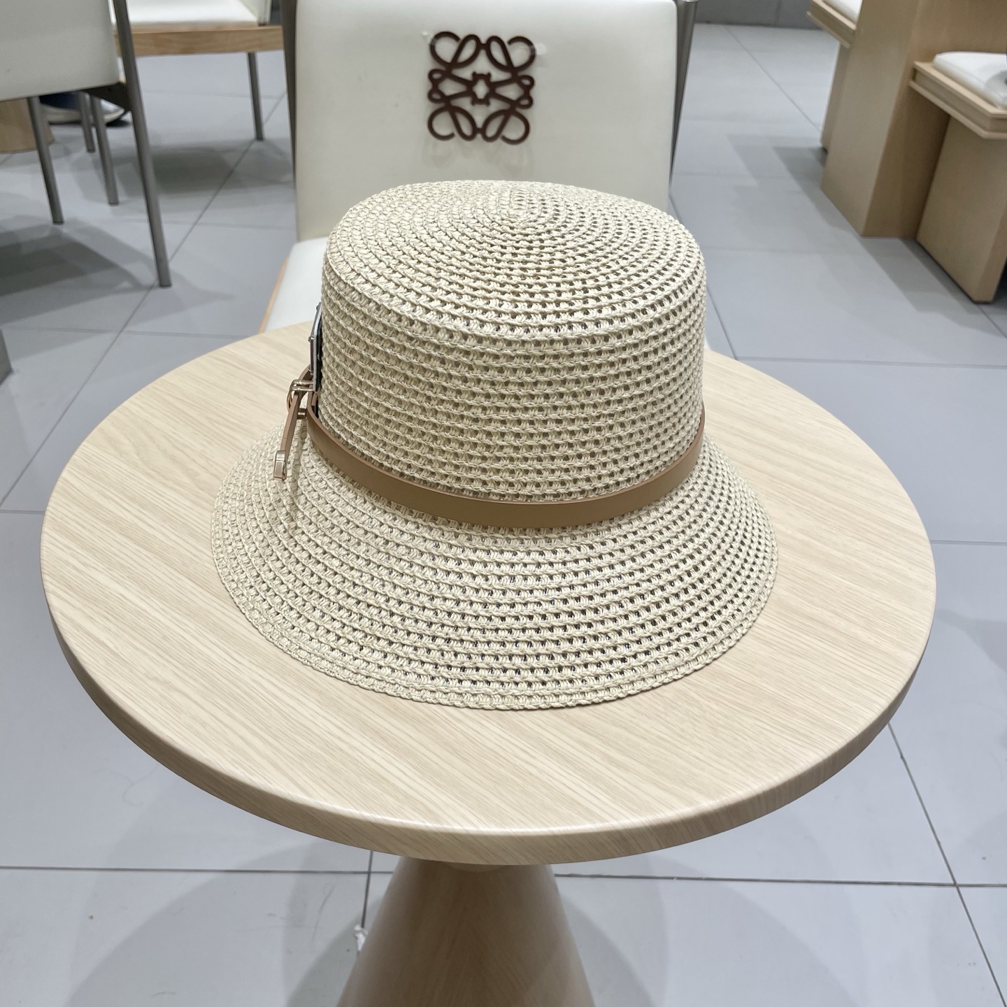  Prada普拉达水桶草帽，镂空礼帽，头围57cm