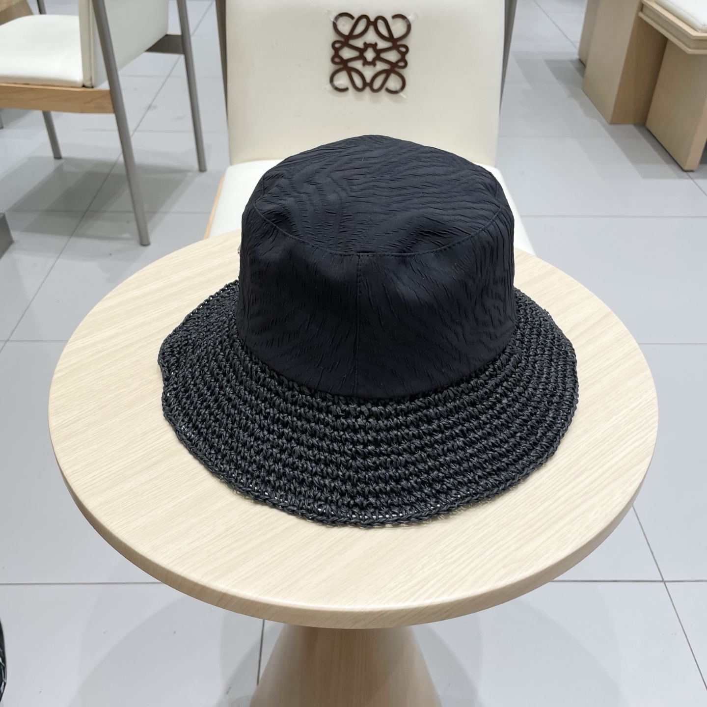  🧢路易威登棒球帽 LouisVuitton镂空草编渔夫帽女2025年春新款大帽檐遮阳帽子显脸小海边度假