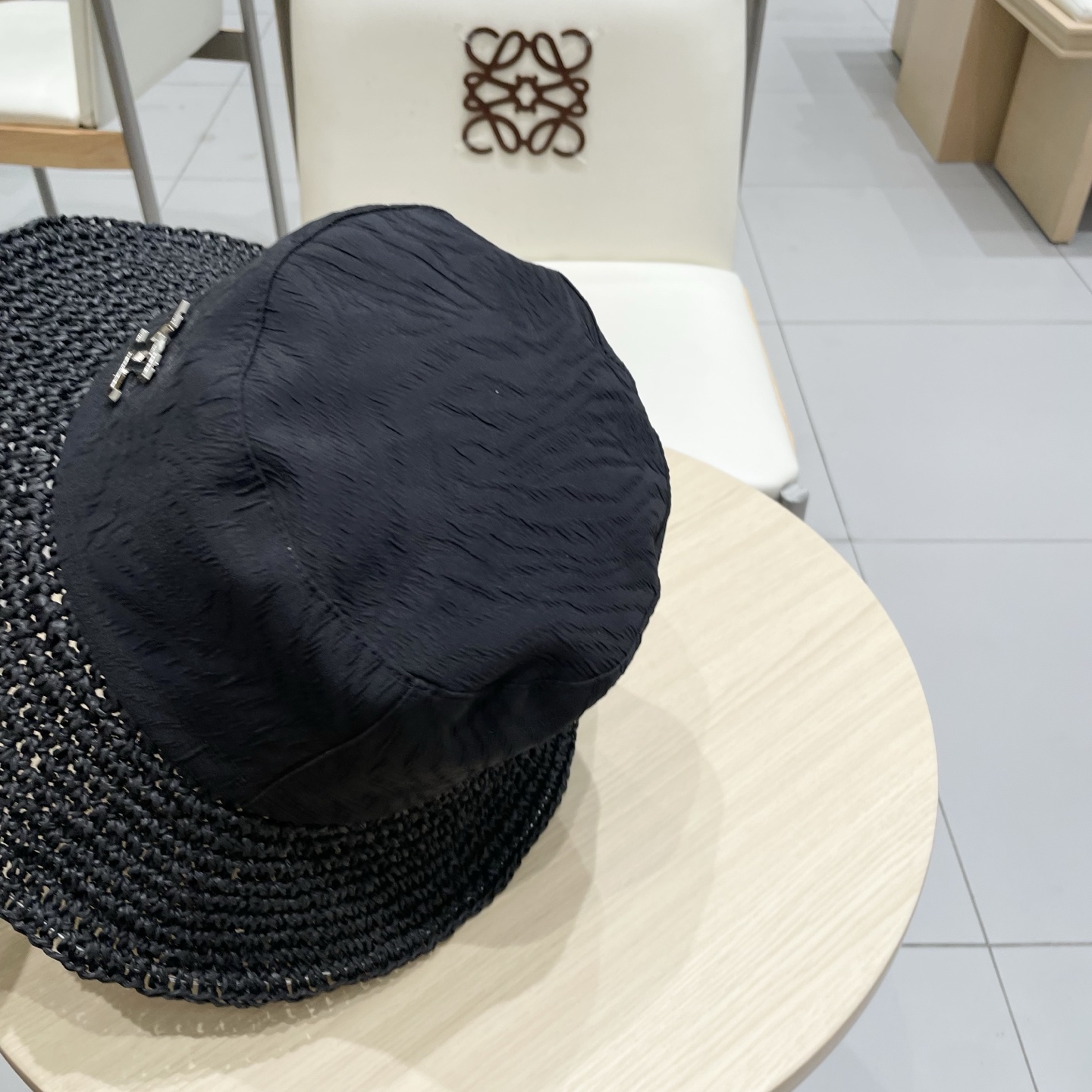  🧢路易威登棒球帽 LouisVuitton镂空草编渔夫帽女2025年春新款大帽檐遮阳帽子显脸小海边度假