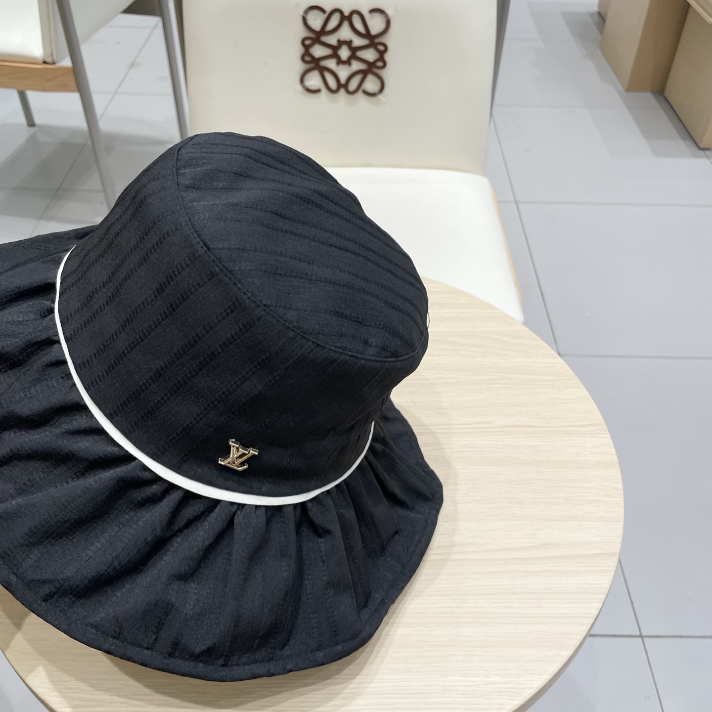  LV 路易威登新款渔夫帽，头围57cm