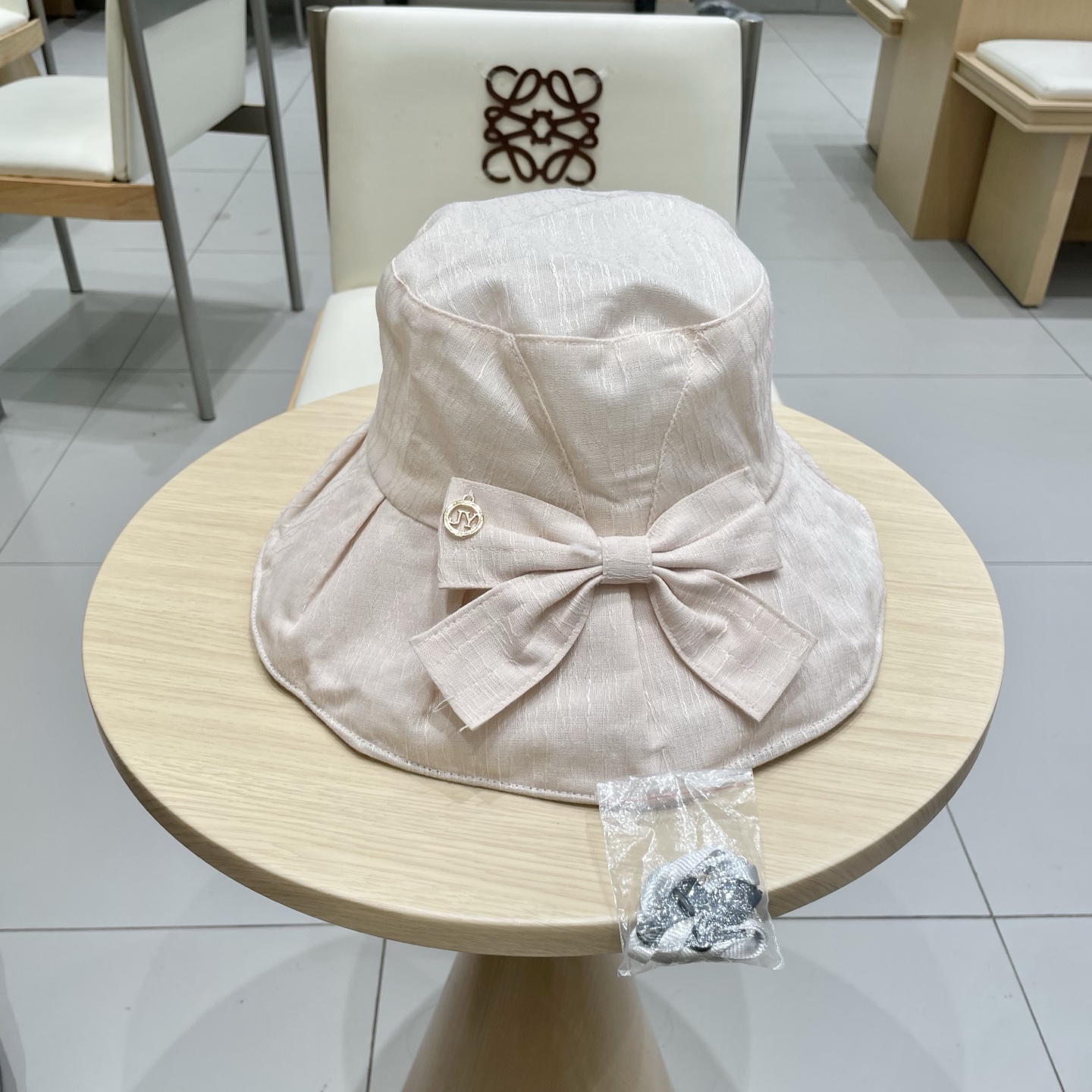  LV 路易威登新款渔夫帽，头围57cm