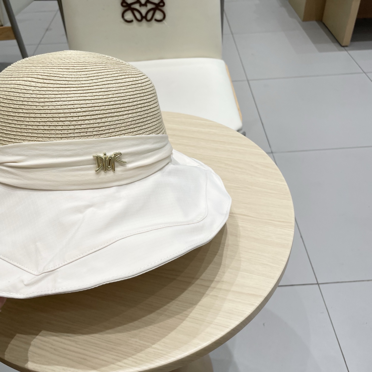  dior迪奥夏季大檐蝴蝶结遮阳草帽女出游百搭度假风防晒帽显脸小渔夫帽