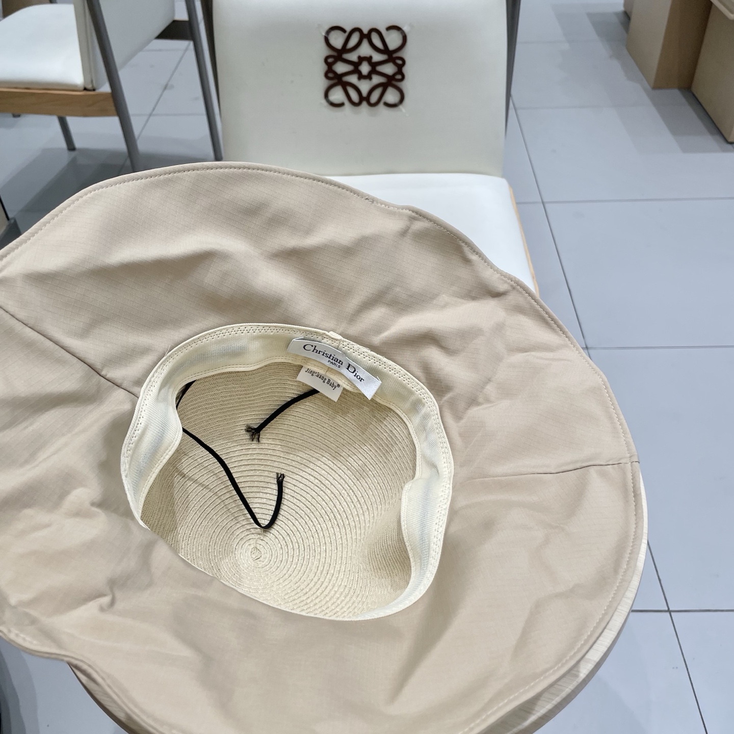  dior迪奥夏季大檐蝴蝶结遮阳草帽女出游百搭度假风防晒帽显脸小渔夫帽