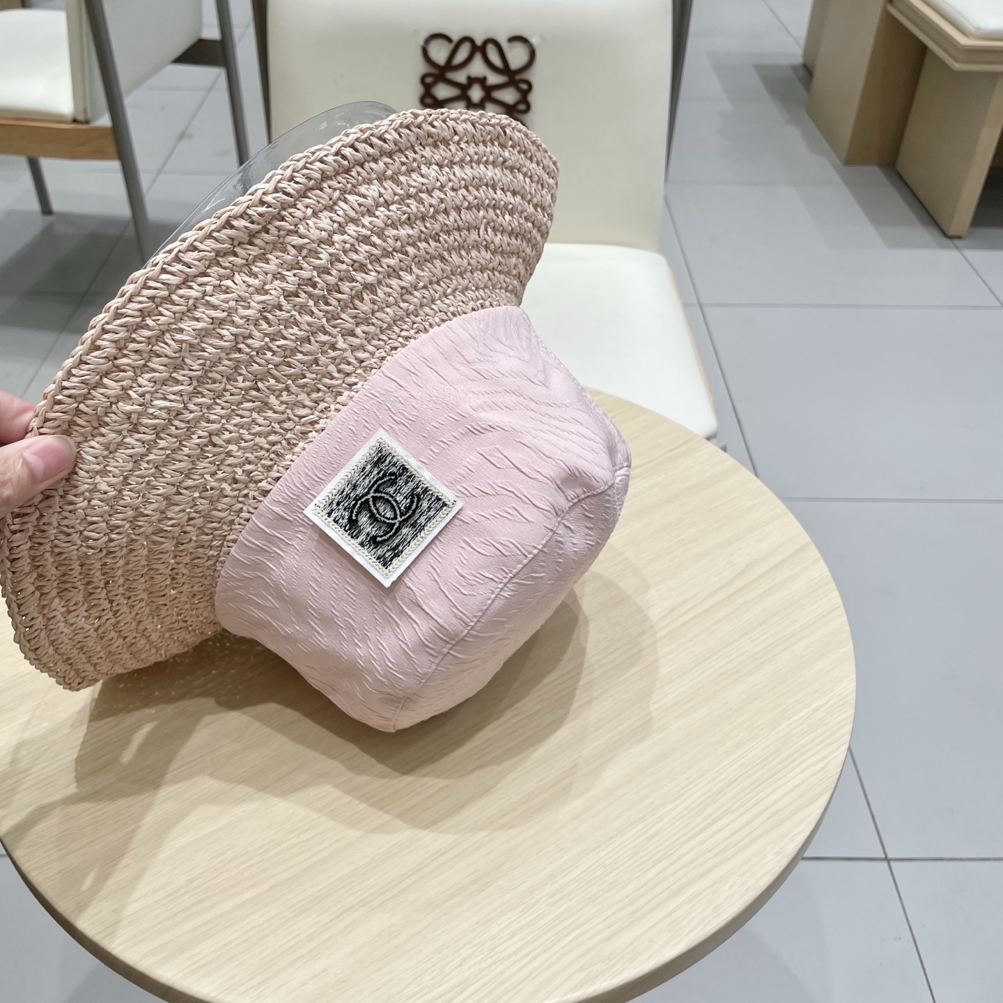  chanel香奈儿2025新款夏季布草混编遮阳帽休闲百搭镂空帽檐防晒渔夫帽显脸小女