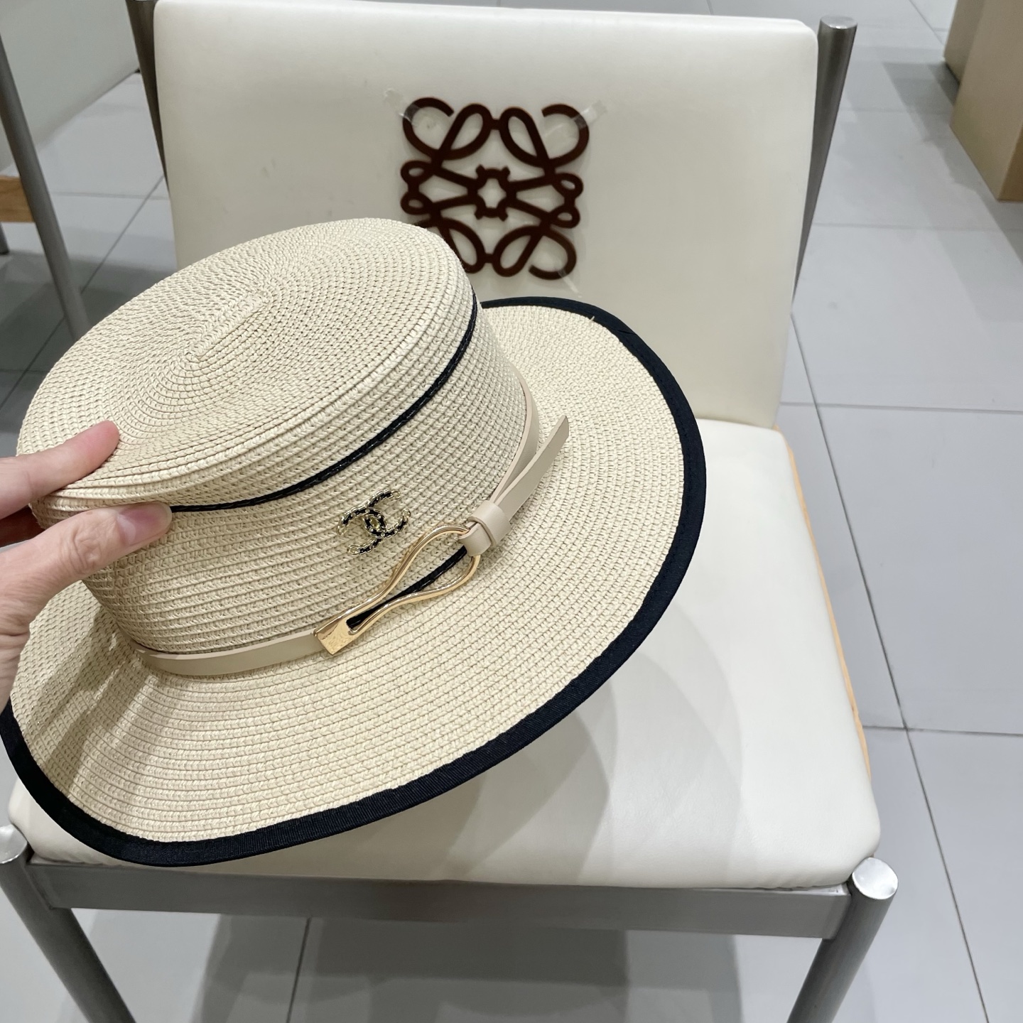  Chanel香奈儿平顶草帽，礼帽，头围57cm
​