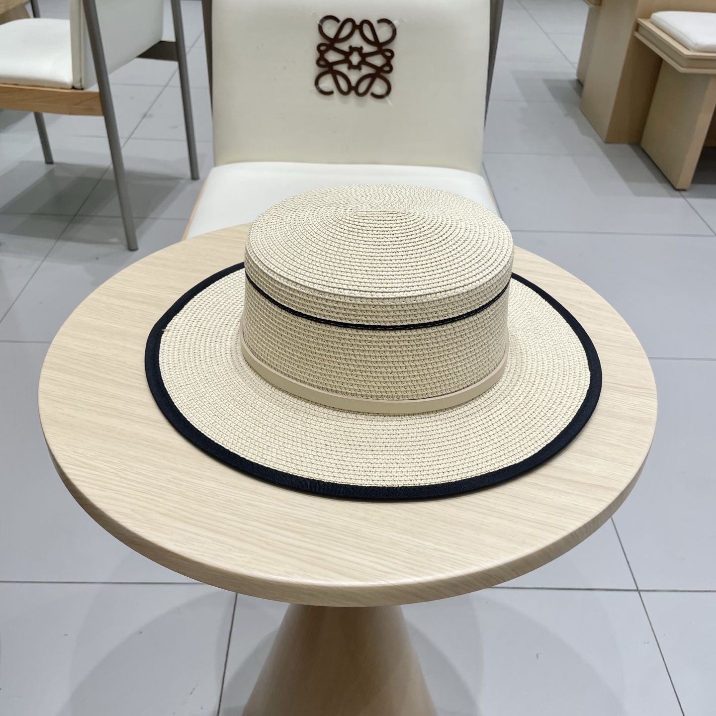  Chanel香奈儿平顶草帽，礼帽，头围57cm
​