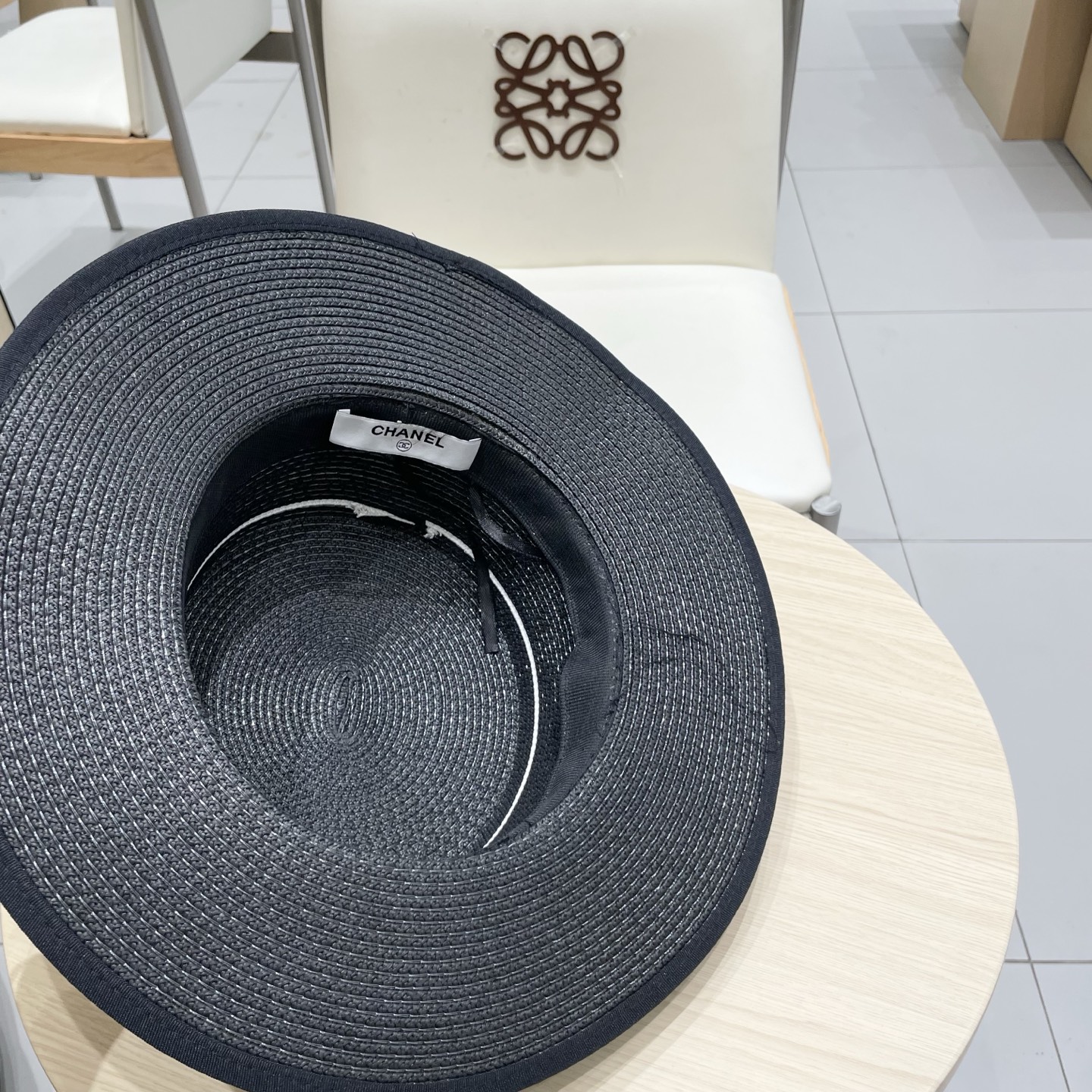  Chanel香奈儿平顶草帽，礼帽，头围57cm
  ​