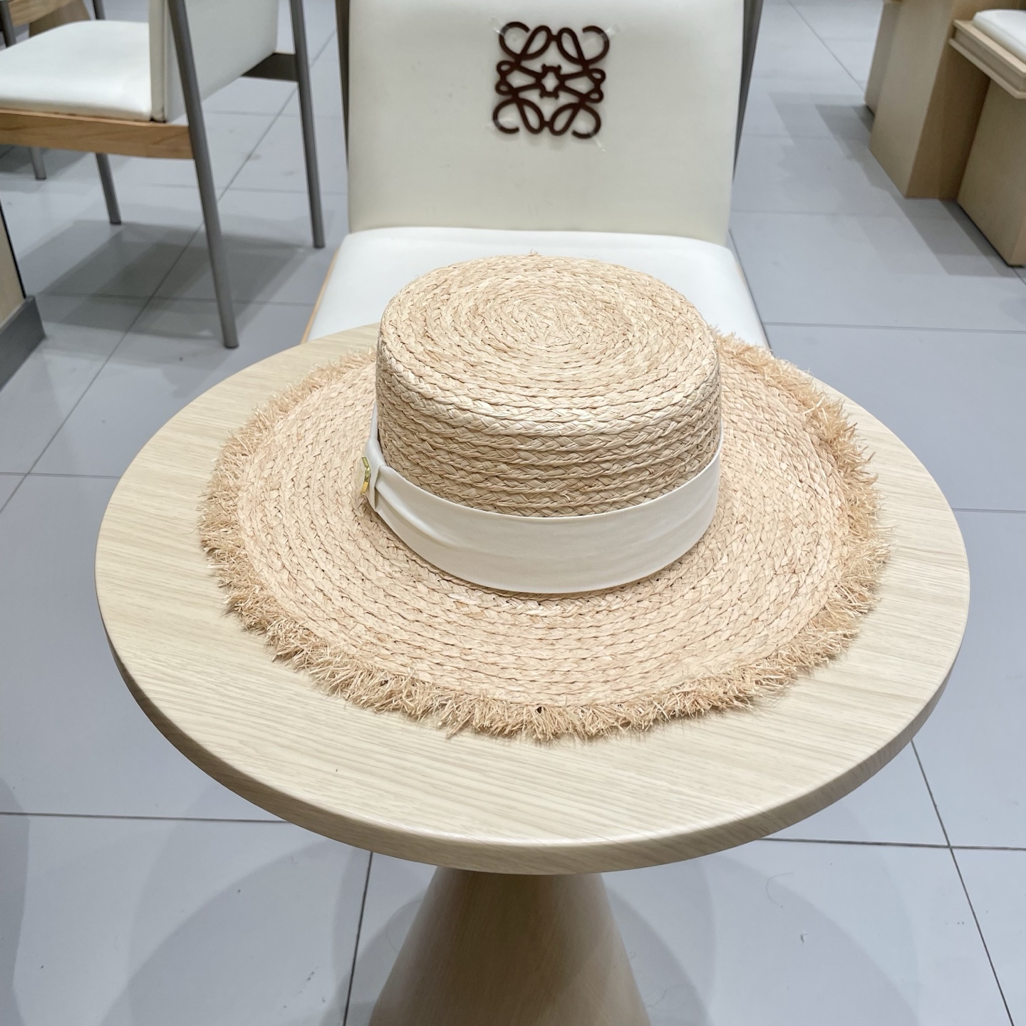 [LV Hats]Lv Louis Vuitton summer new hat Lafite flat-topped straw hat new suns