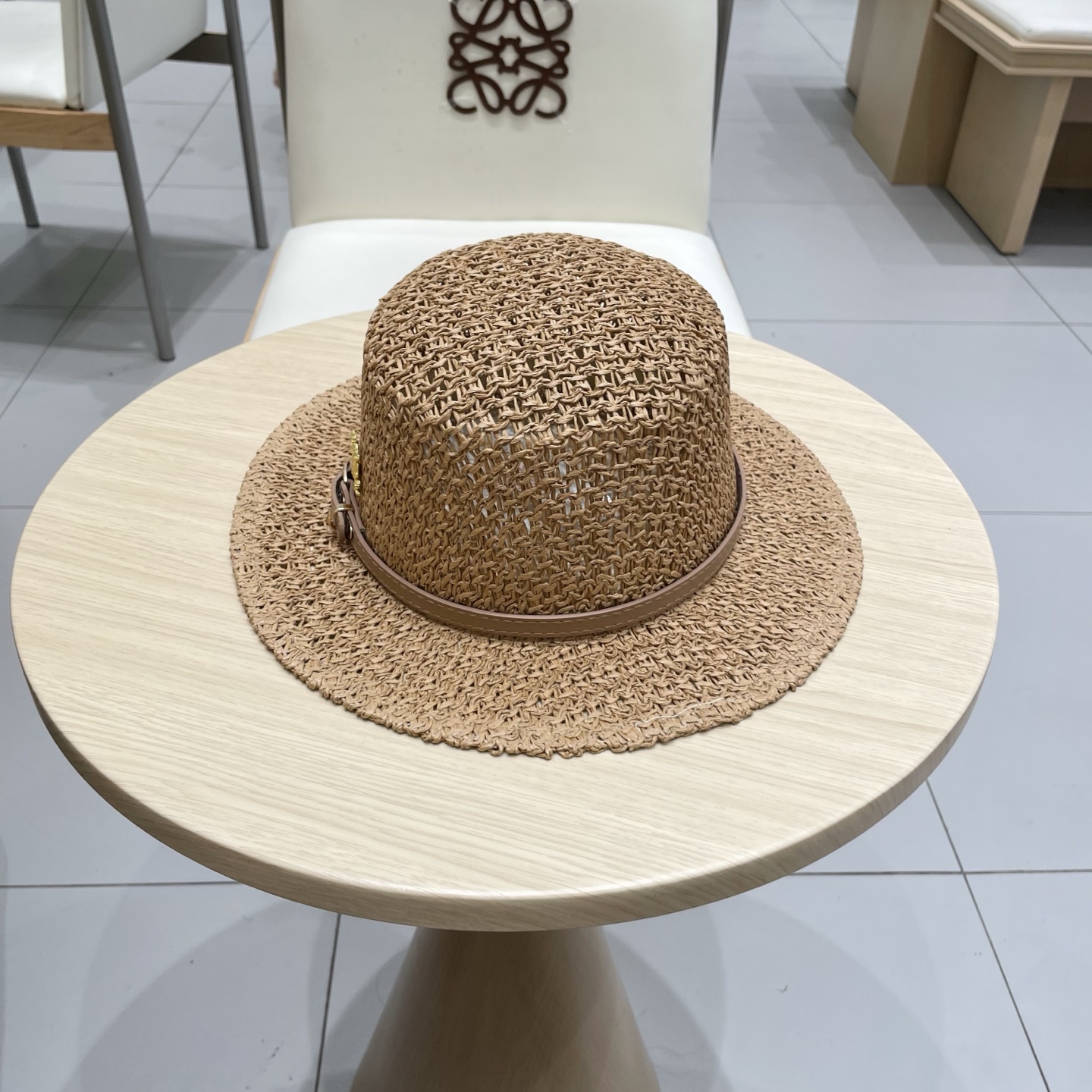 Lv路易威登手工编织夏季草编礼帽透气草帽女2025新款显脸小平檐度假风遮阳帽