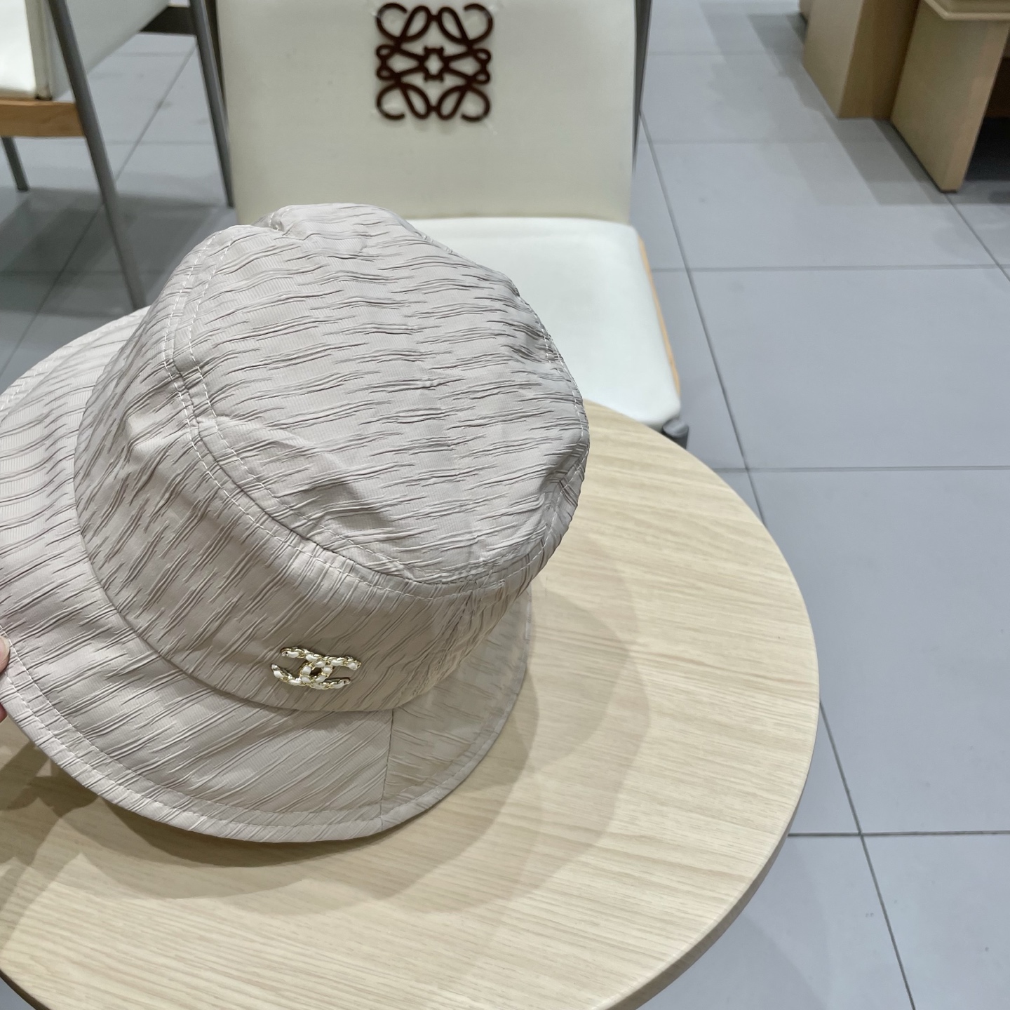  chanel香奈儿渔夫帽，遮阳百搭～休闲出街神器 独家订制的面科超好搭配