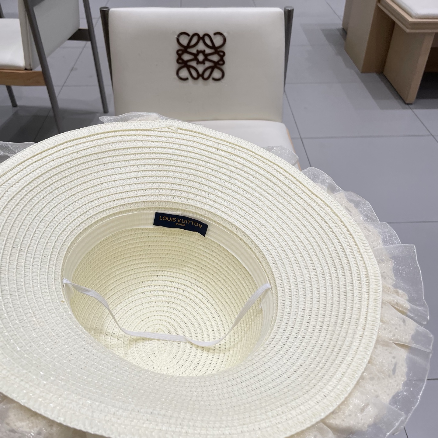 🧢路易威登棒球帽 LouisVuitton😍草帽女蕾丝蝴蝶结遮阳帽户外出游度假太阳帽沙滩防晒帽百搭渔夫帽