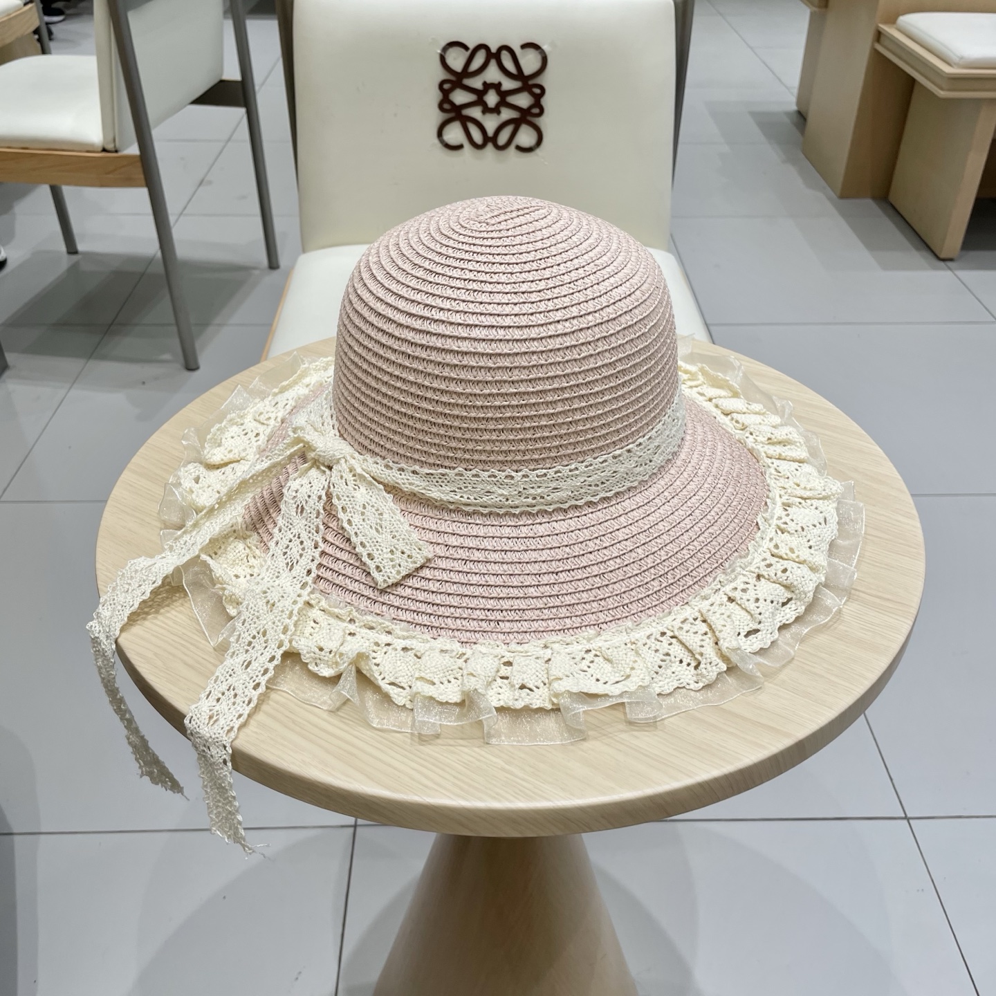 🧢路易威登棒球帽 LouisVuitton😍草帽女蕾丝蝴蝶结遮阳帽户外出游度假太阳帽沙滩防晒帽百搭渔夫帽