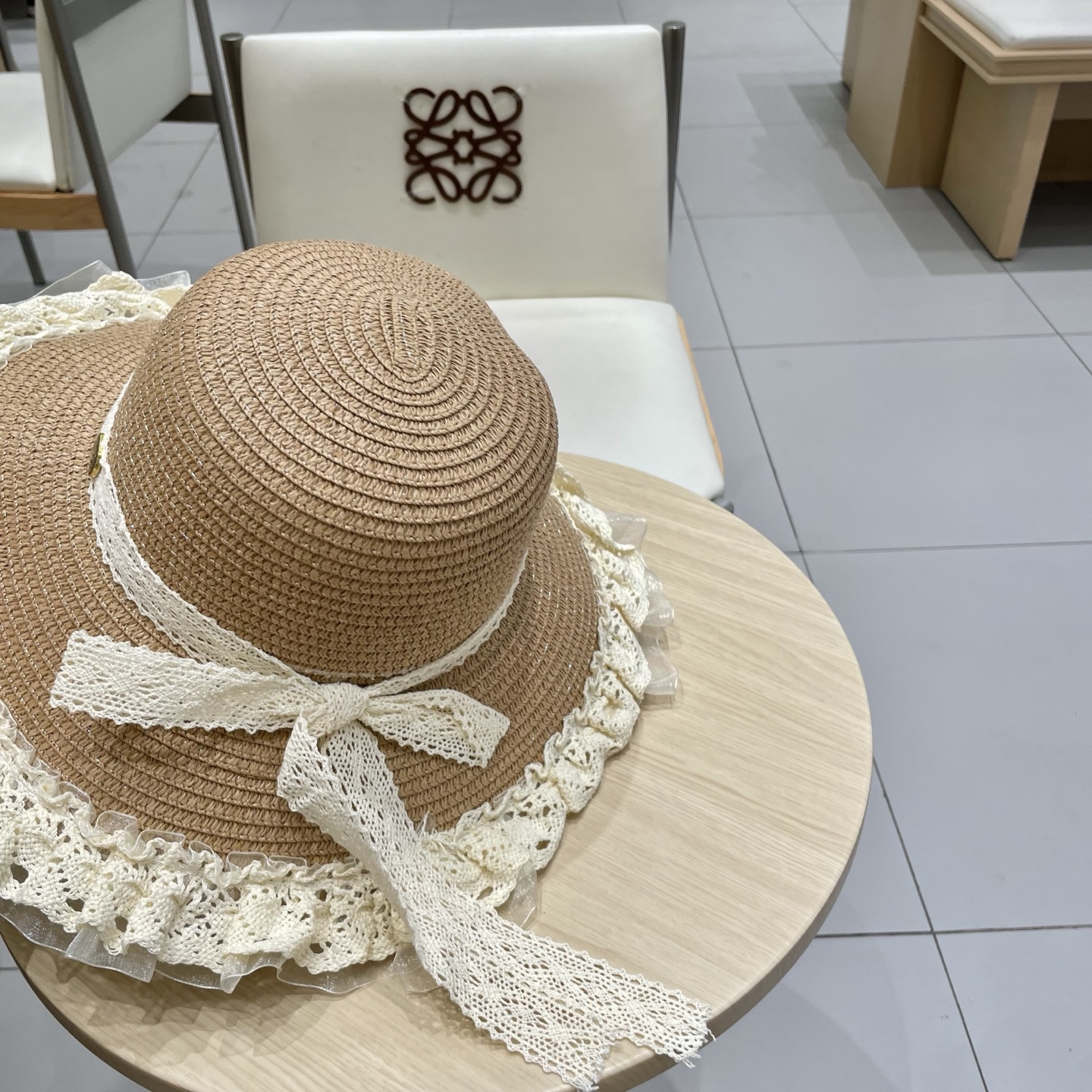 🧢路易威登棒球帽 LouisVuitton😍草帽女蕾丝蝴蝶结遮阳帽户外出游度假太阳帽沙滩防晒帽百搭渔夫帽