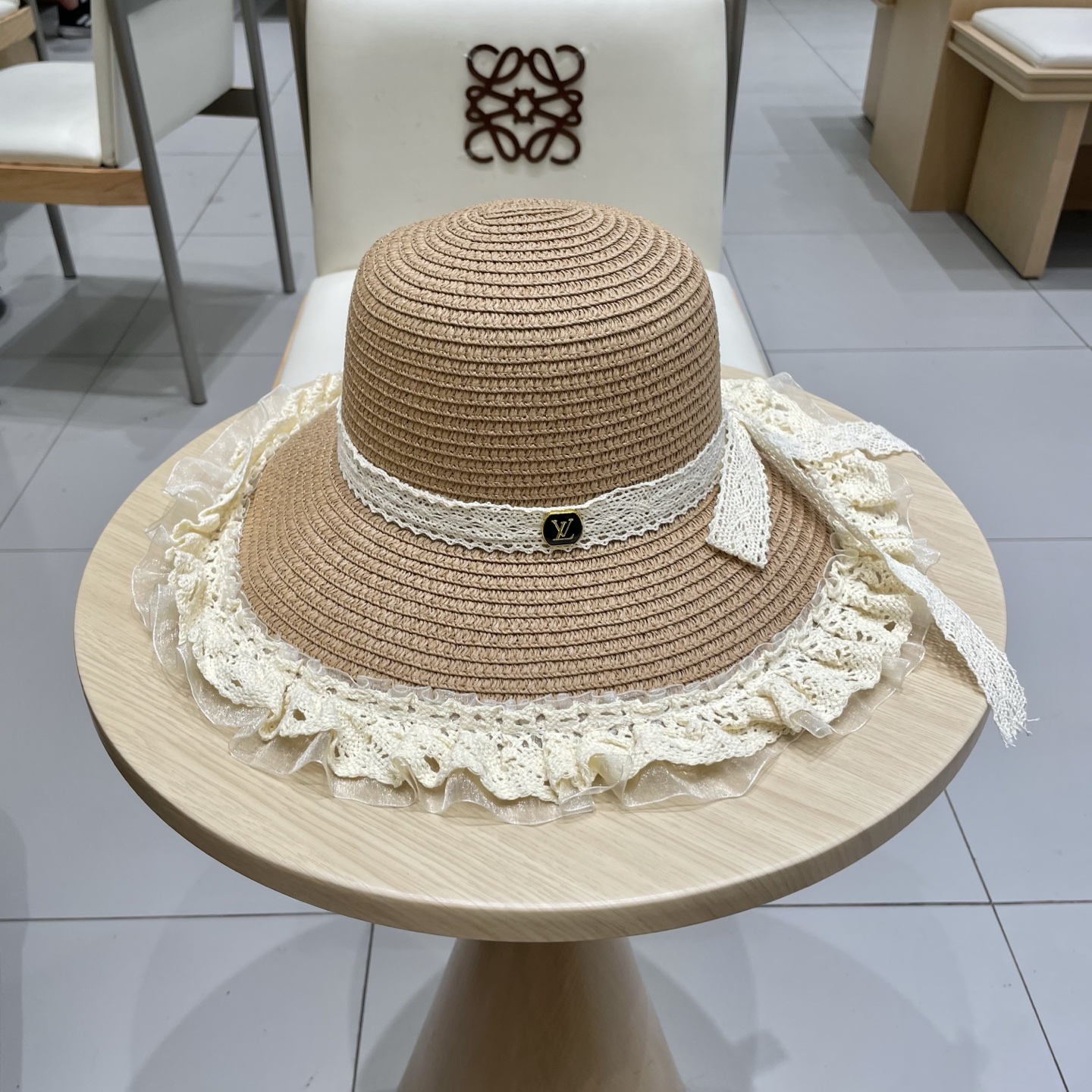 🧢路易威登棒球帽 LouisVuitton😍草帽女蕾丝蝴蝶结遮阳帽户外出游度假太阳帽沙滩防晒帽百搭渔夫帽